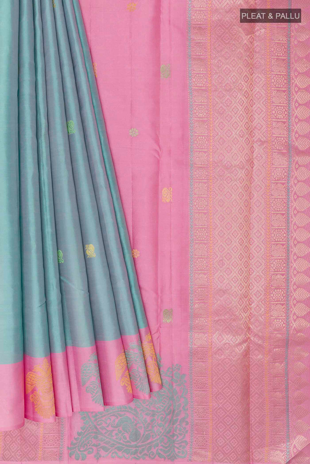 pleats pallu