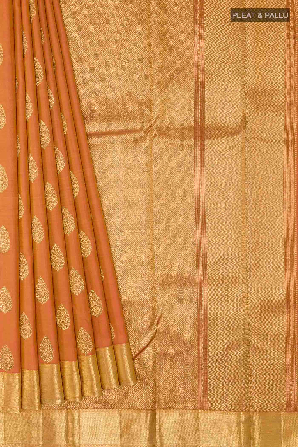 pleats pallu