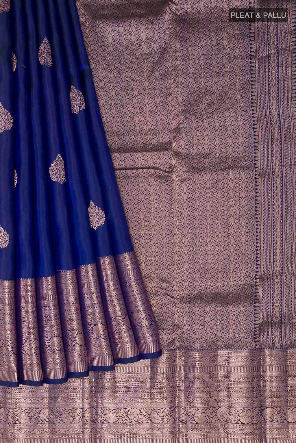 pleats pallu
