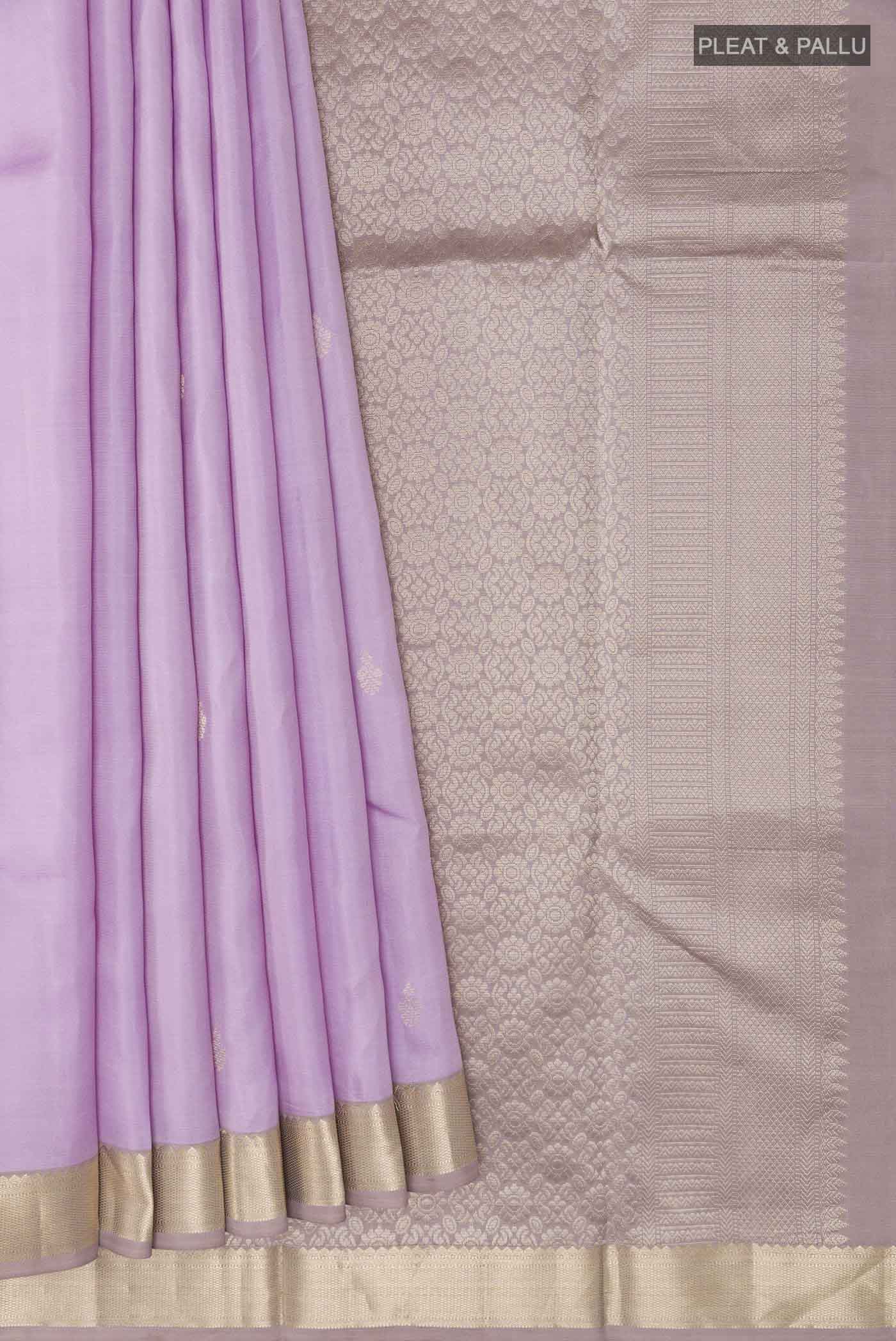 pleats pallu