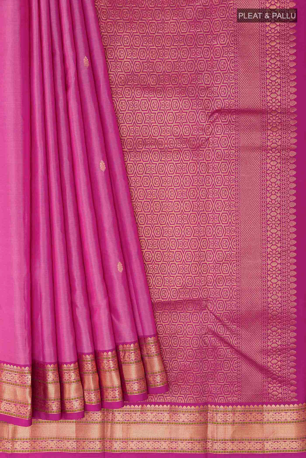 pleats pallu