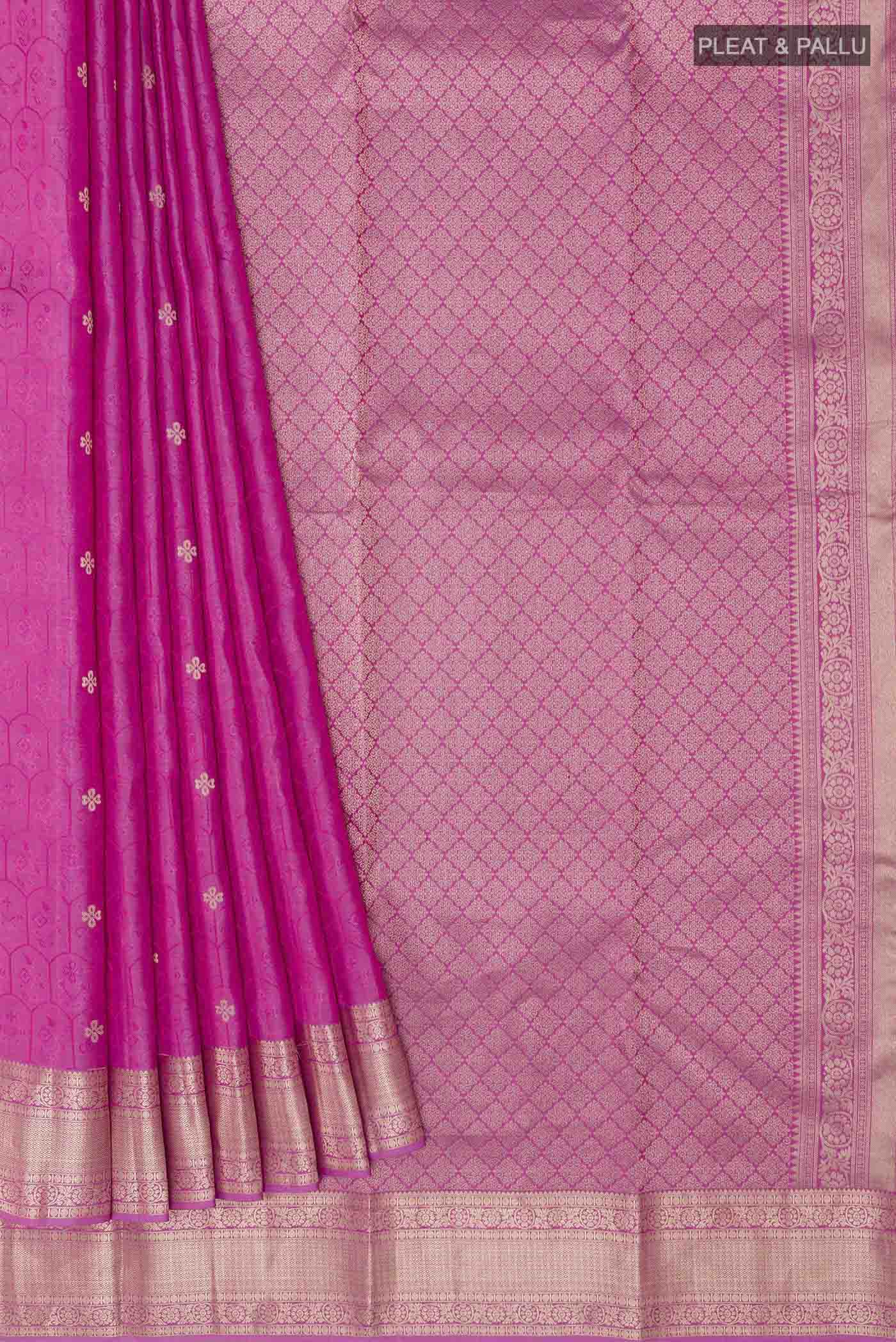 pleats pallu