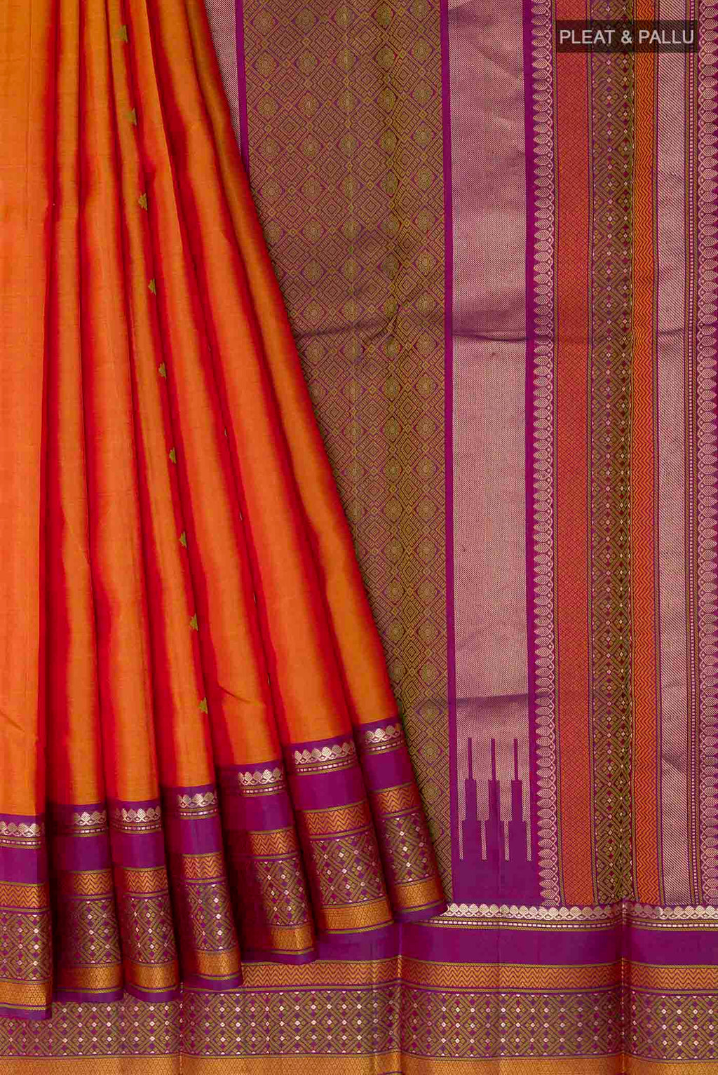 pleats pallu