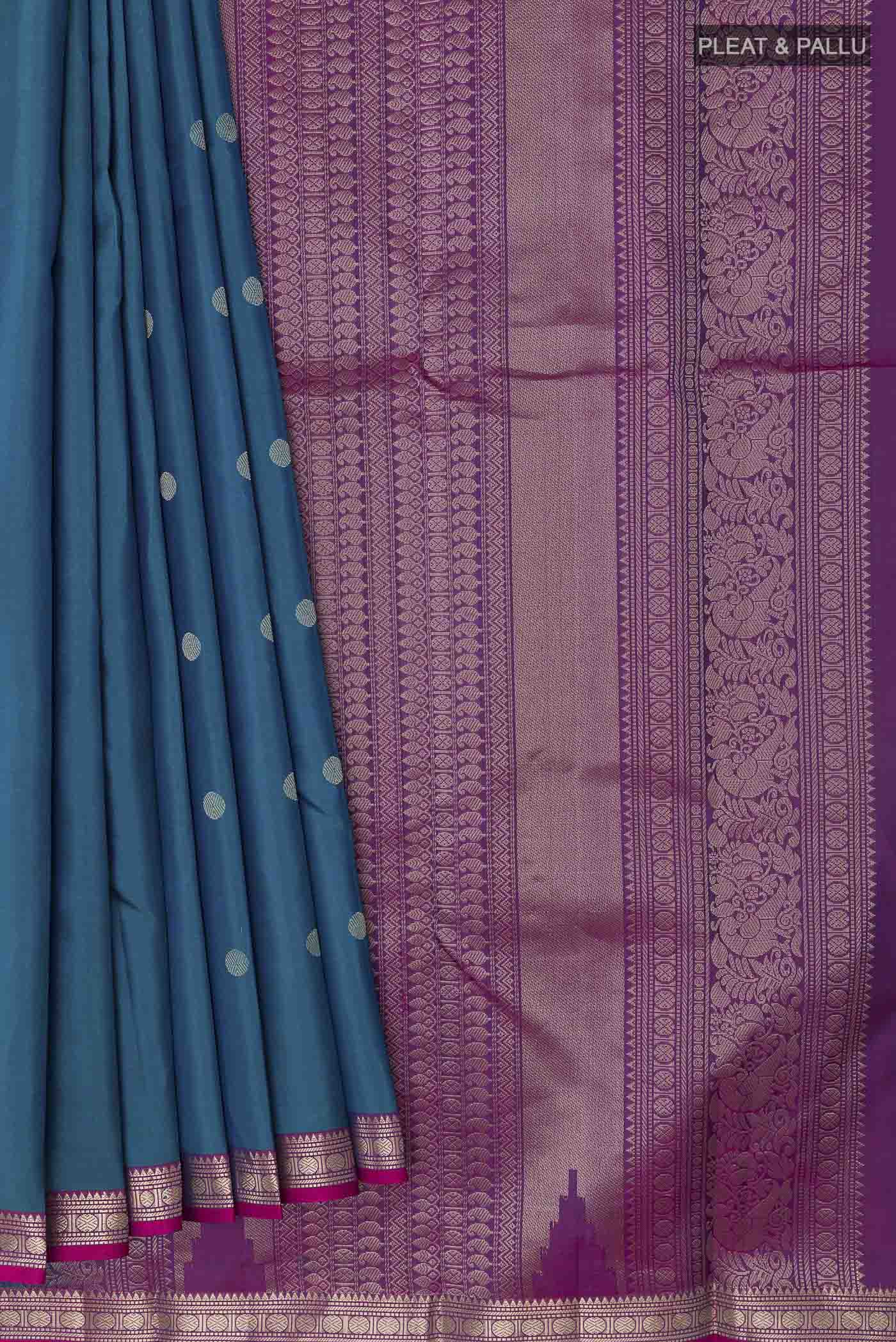 pleats pallu