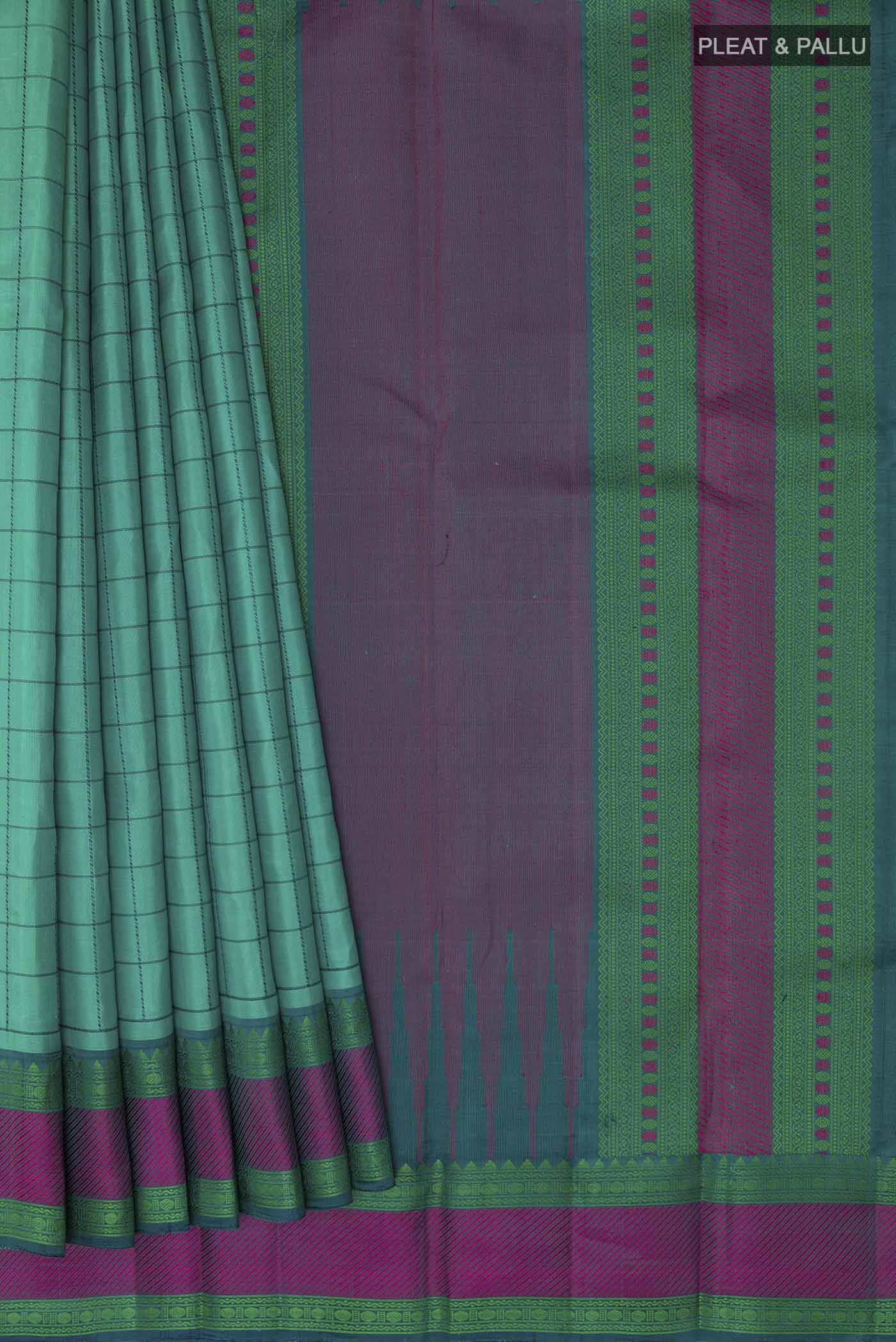 pleats pallu