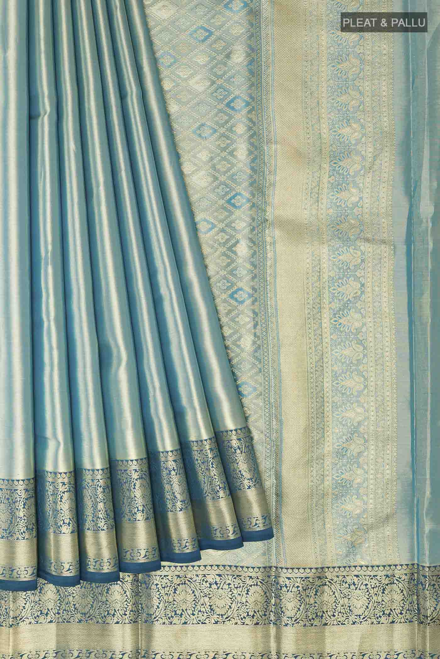 pleats pallu
