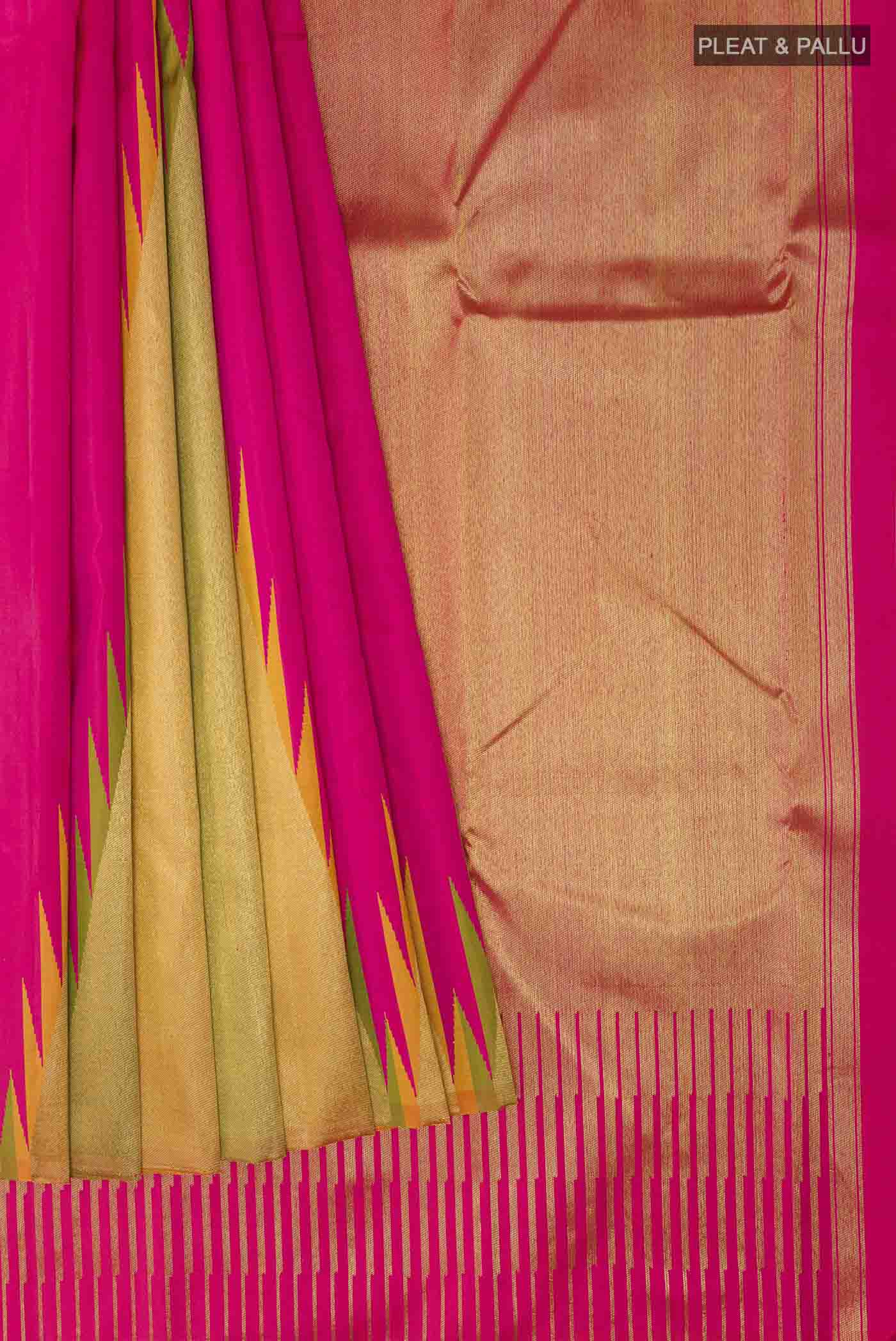 pleats pallu