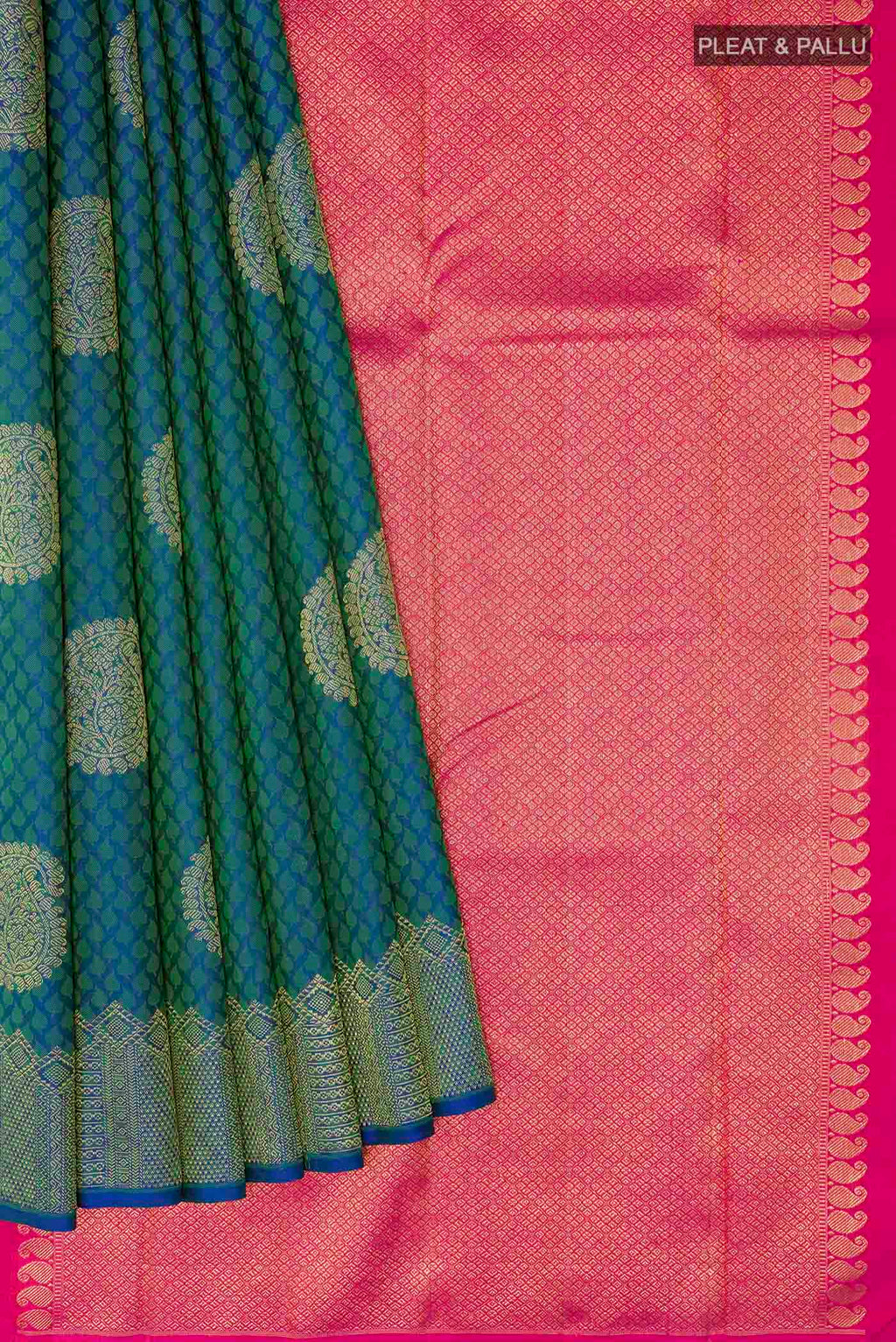 pleats pallu