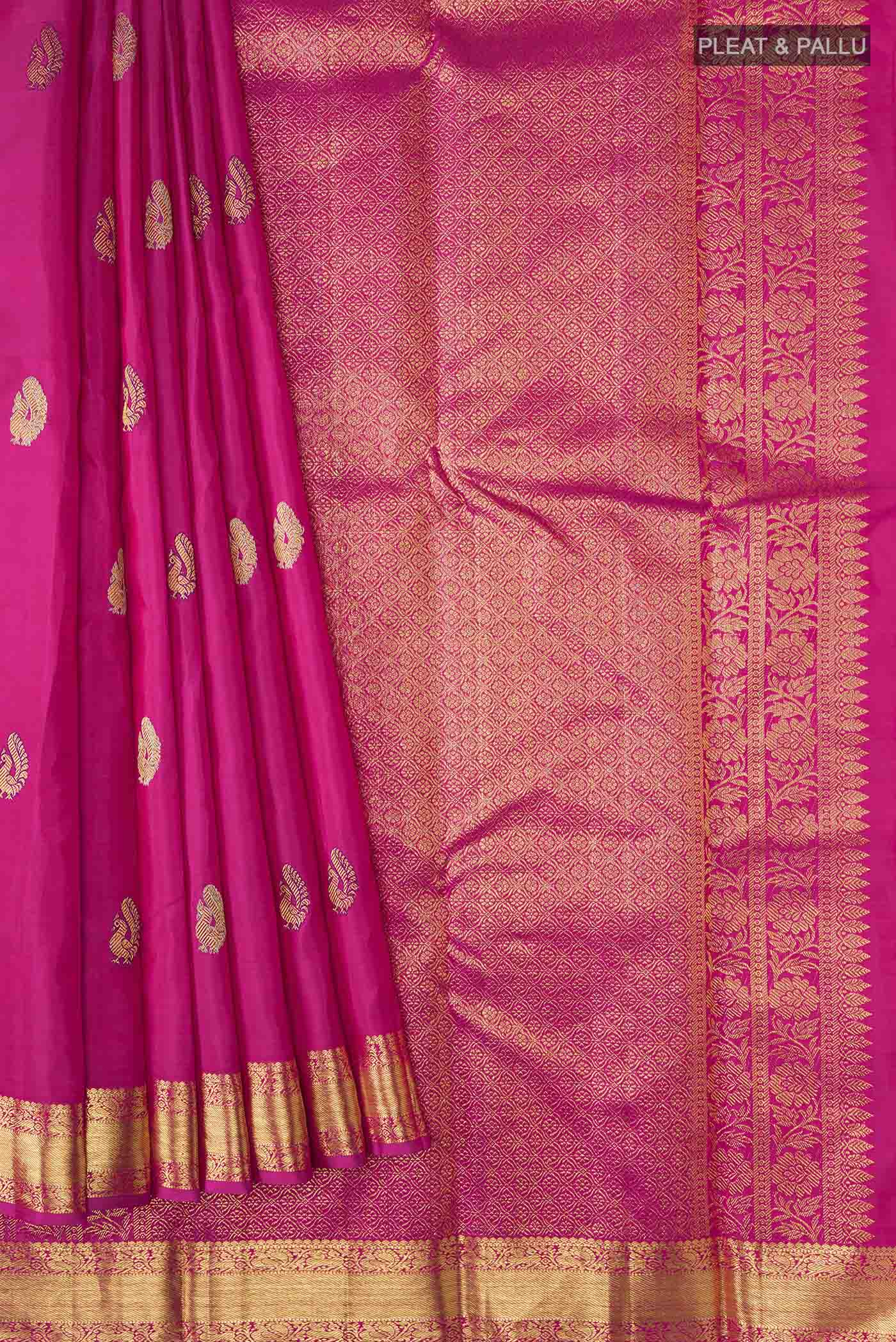 pleats pallu