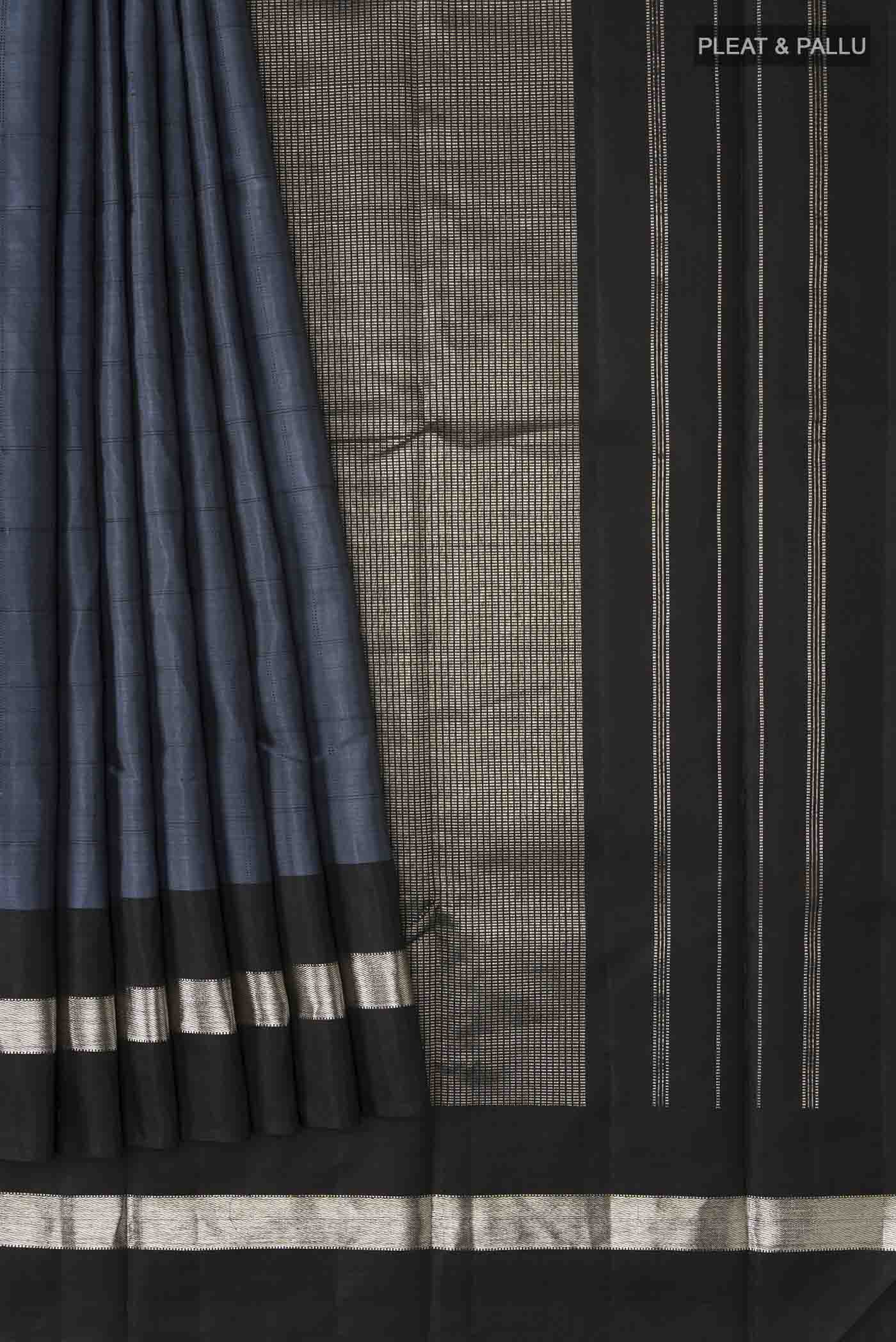 pleats pallu