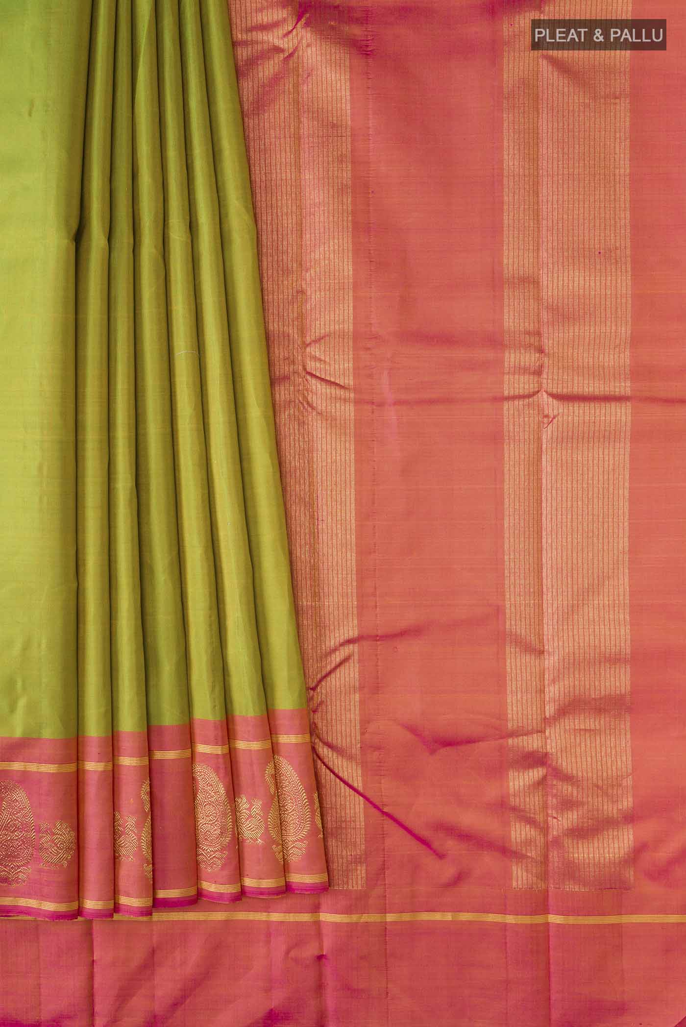 pleats pallu