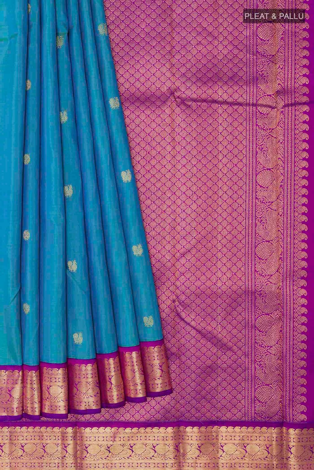 pleats pallu
