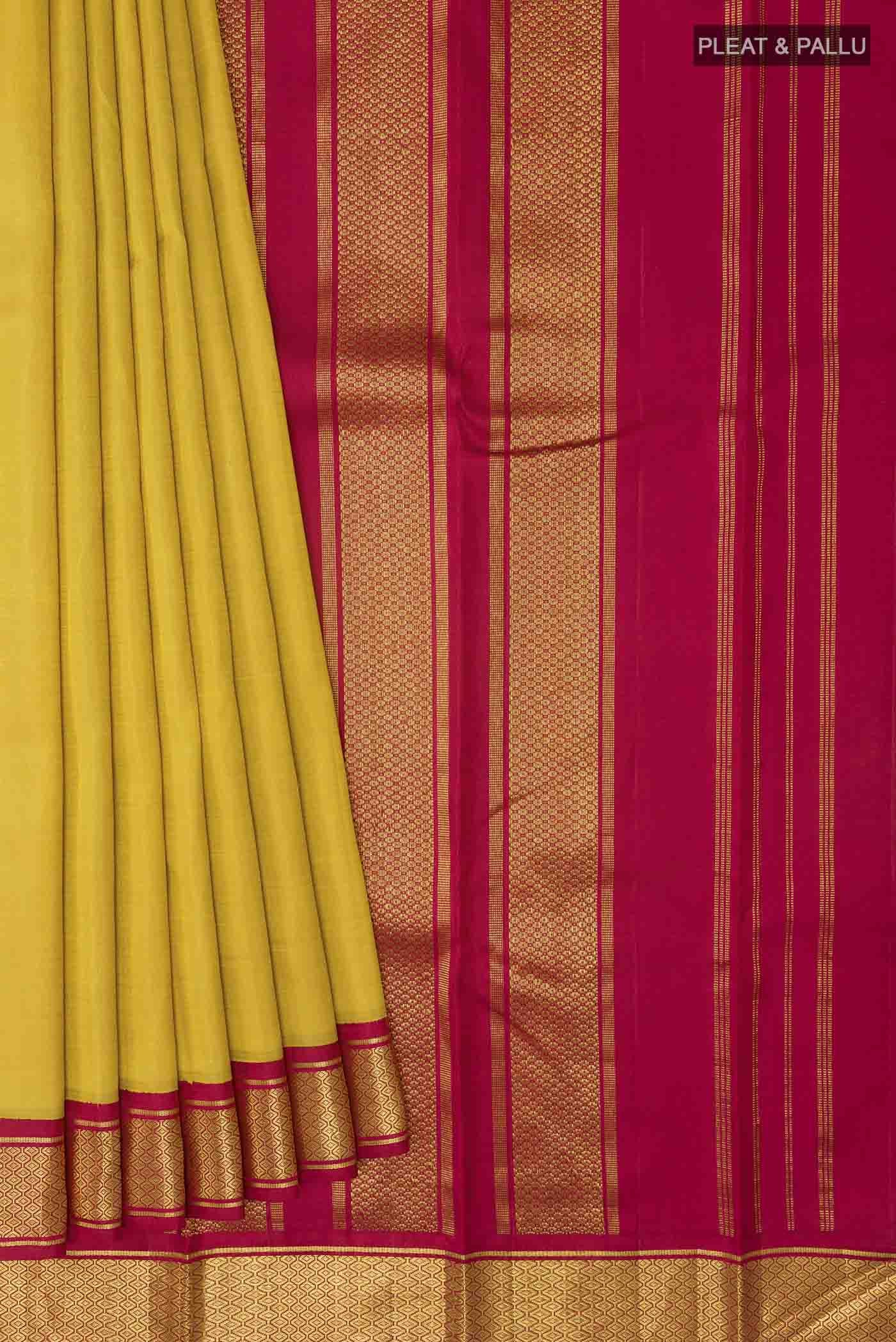 pleats pallu