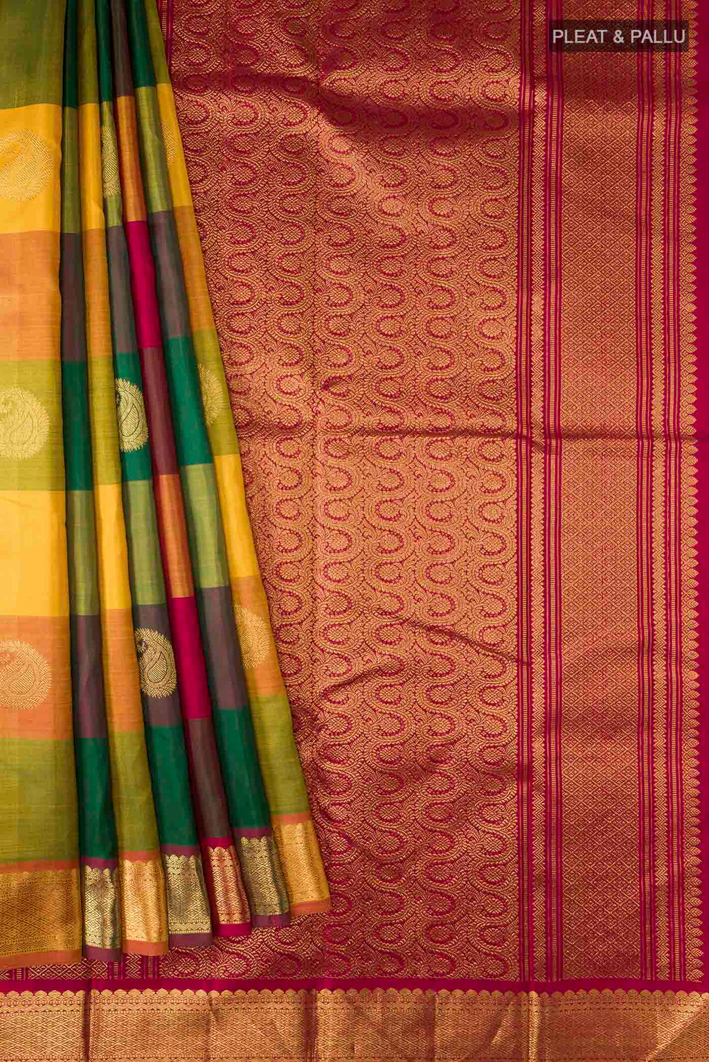 pleats pallu