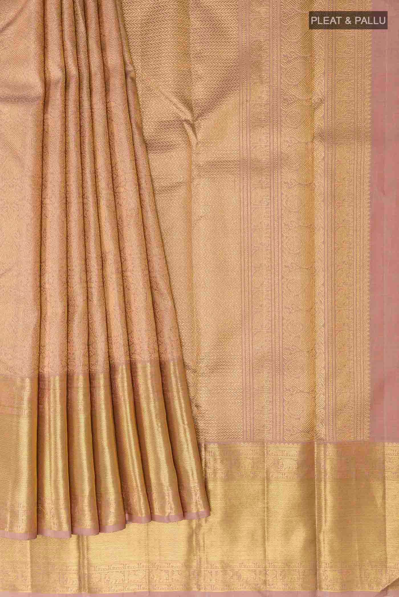 pleats pallu