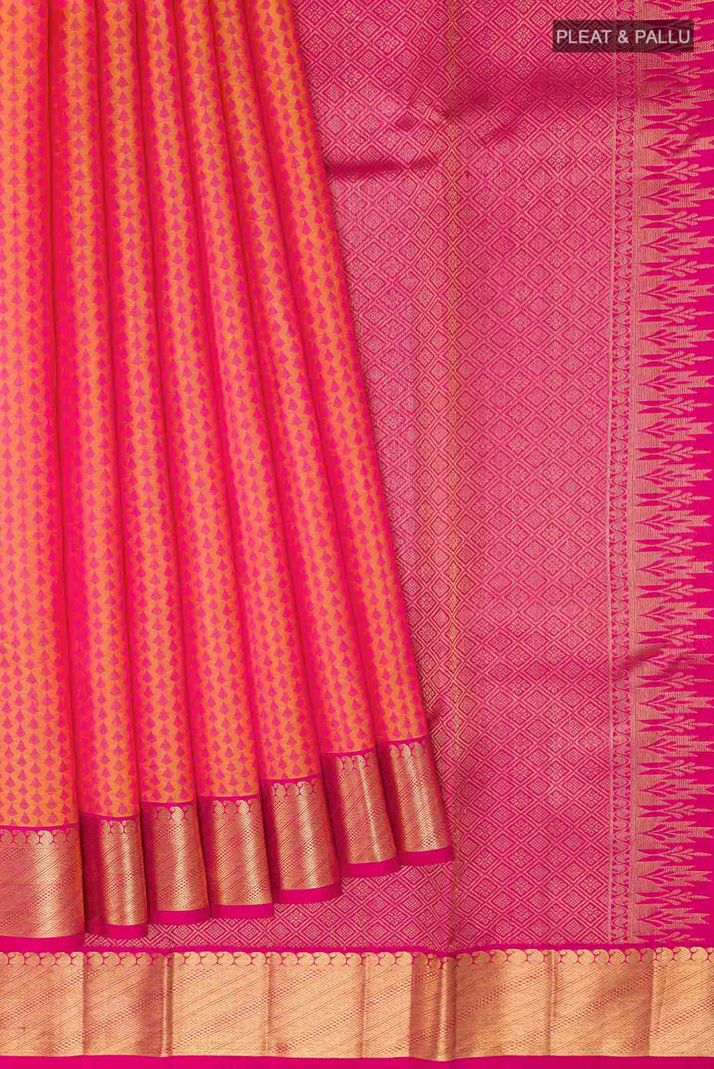 pleats pallu