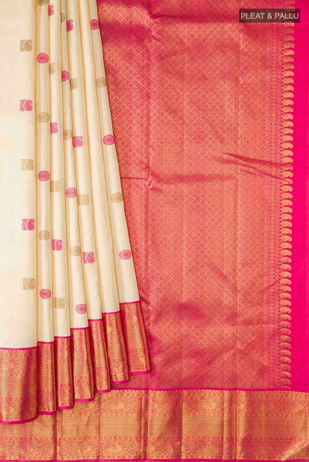 pleats pallu