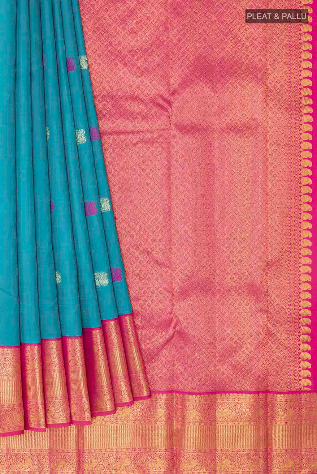 pleats pallu