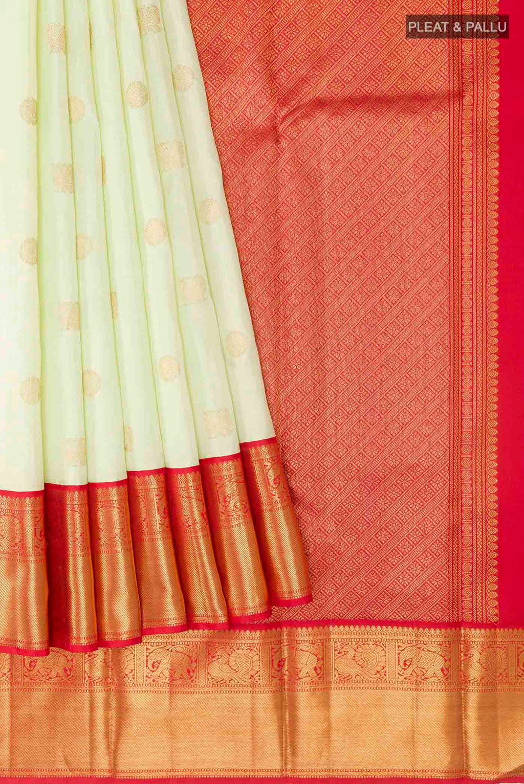 pleats pallu