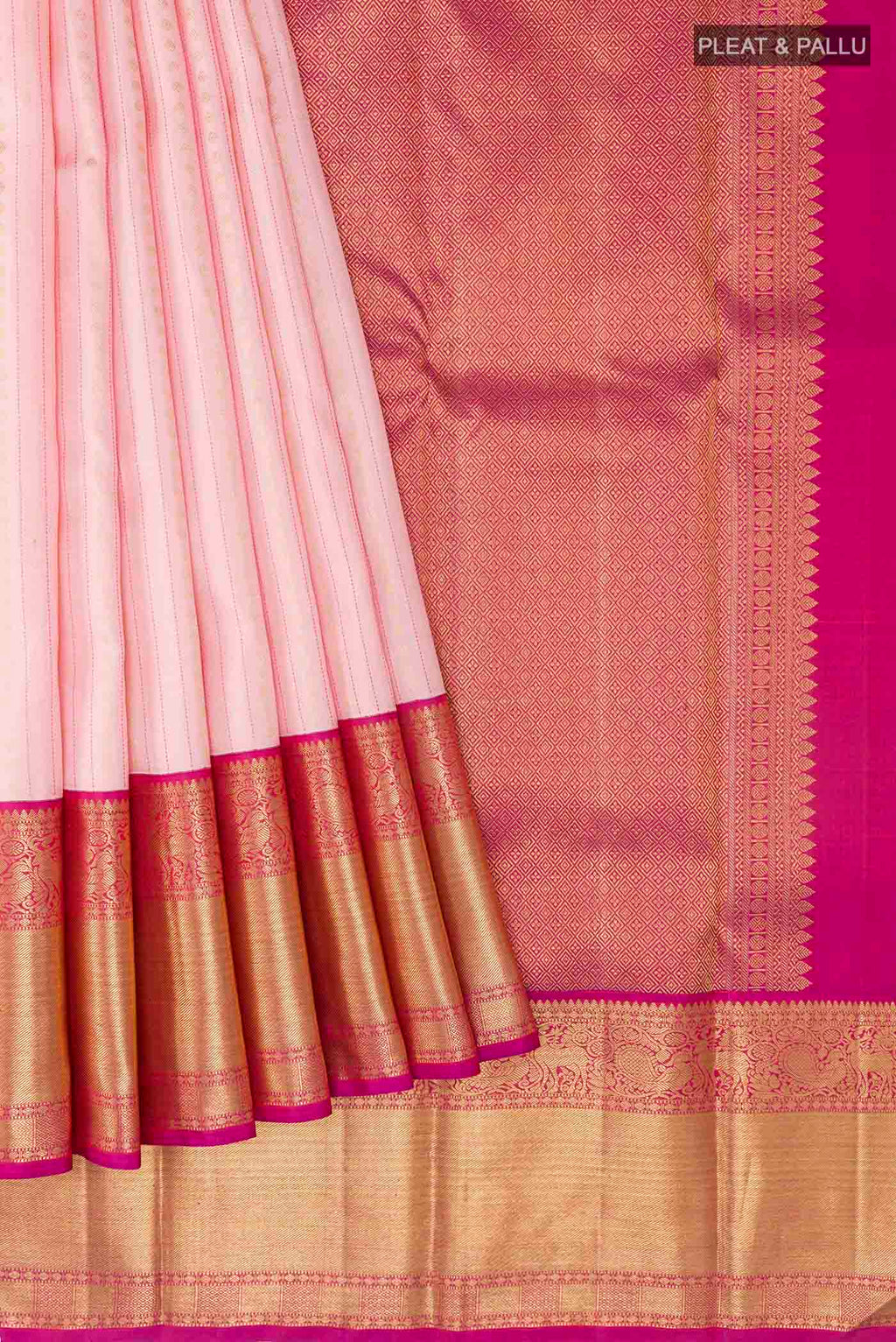 pleats pallu