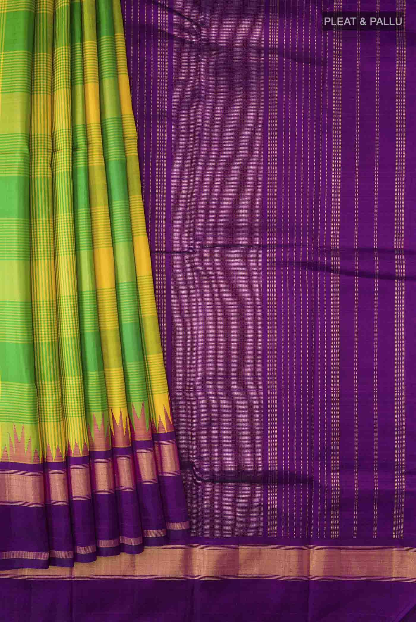 pleats pallu