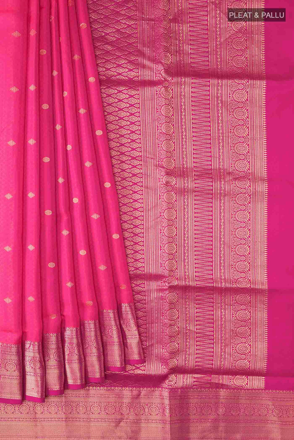 pleats pallu