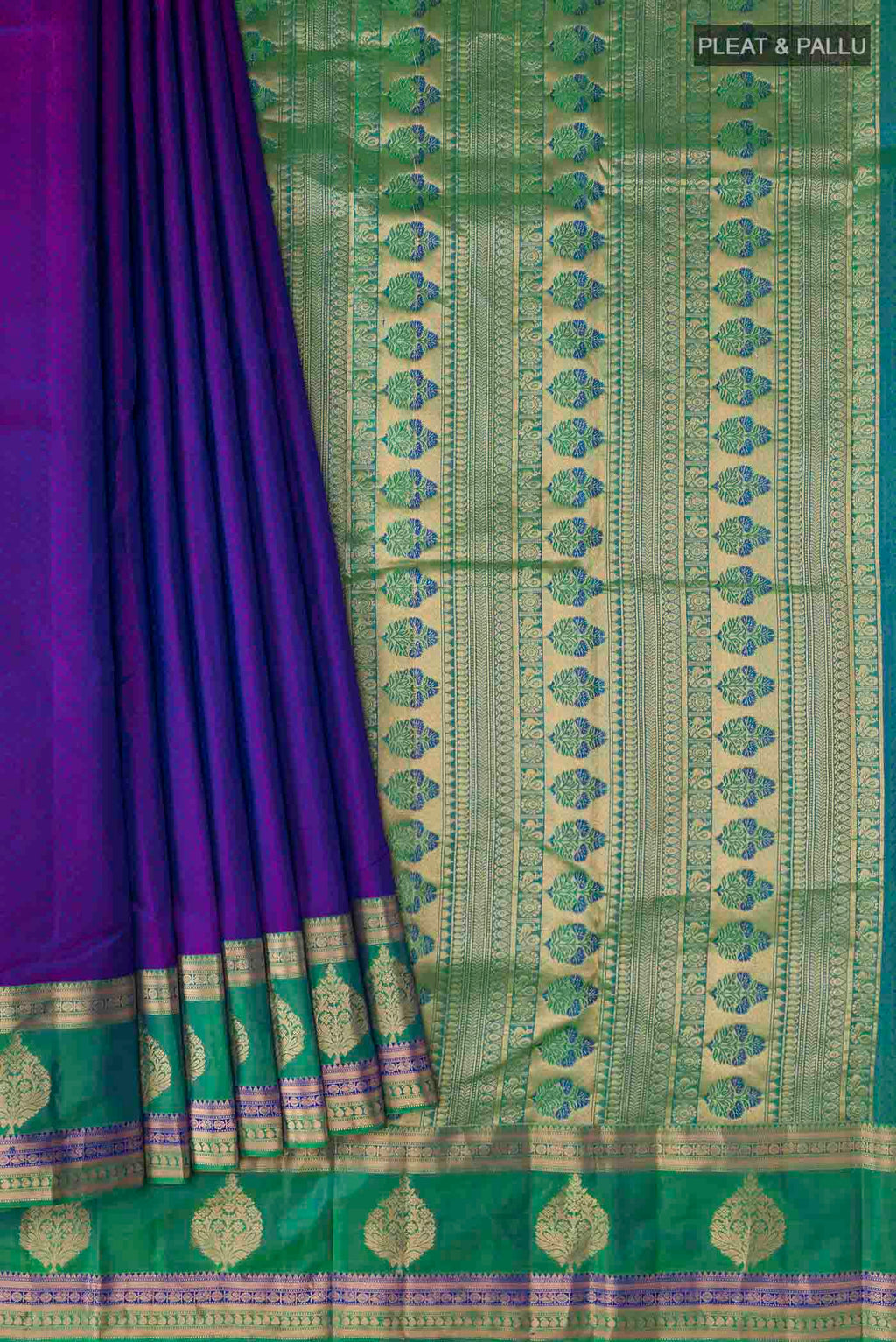 pleats pallu