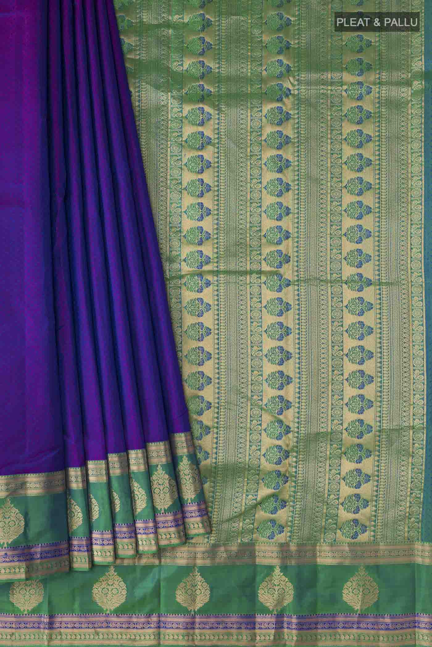 pleats pallu