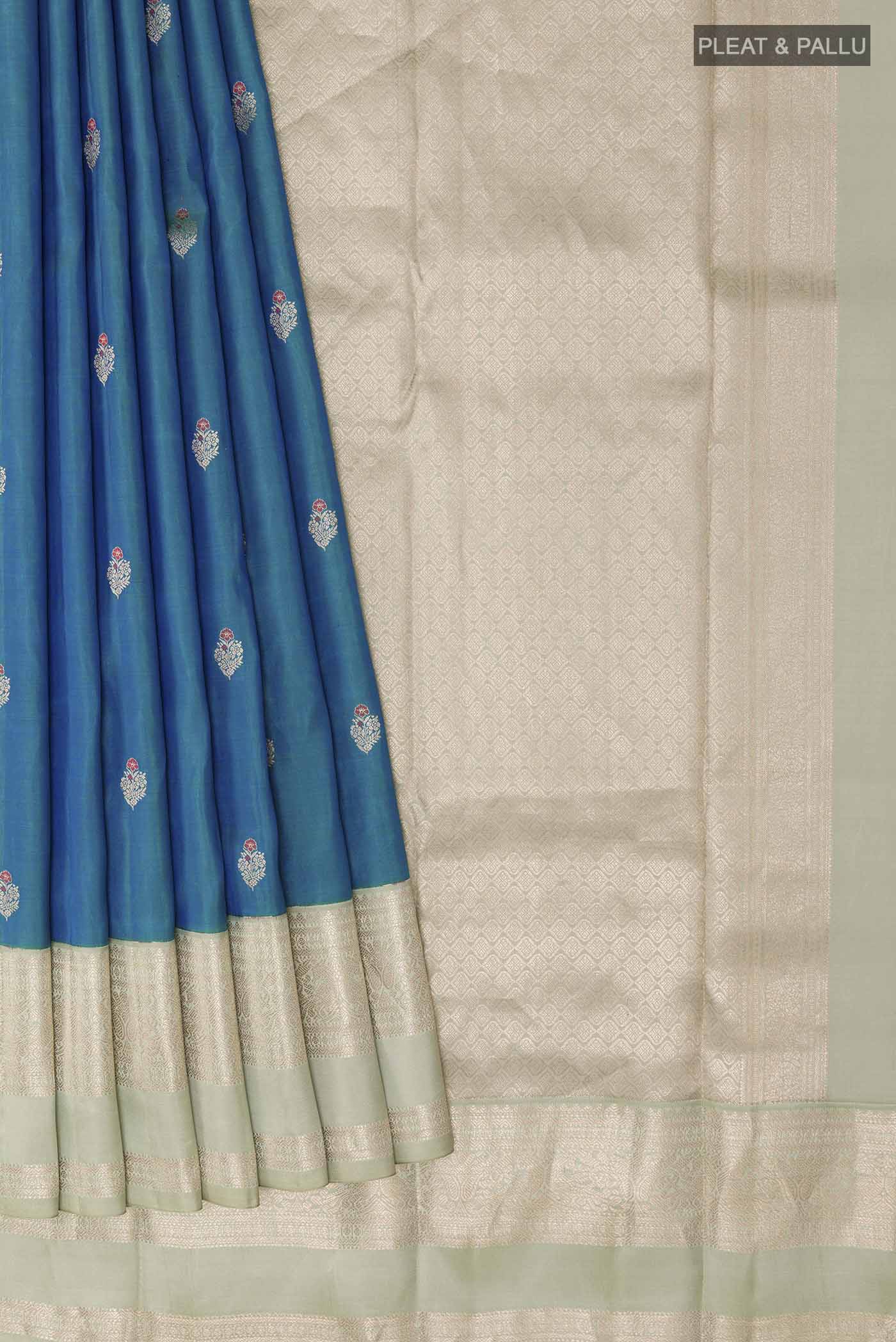 pleats pallu