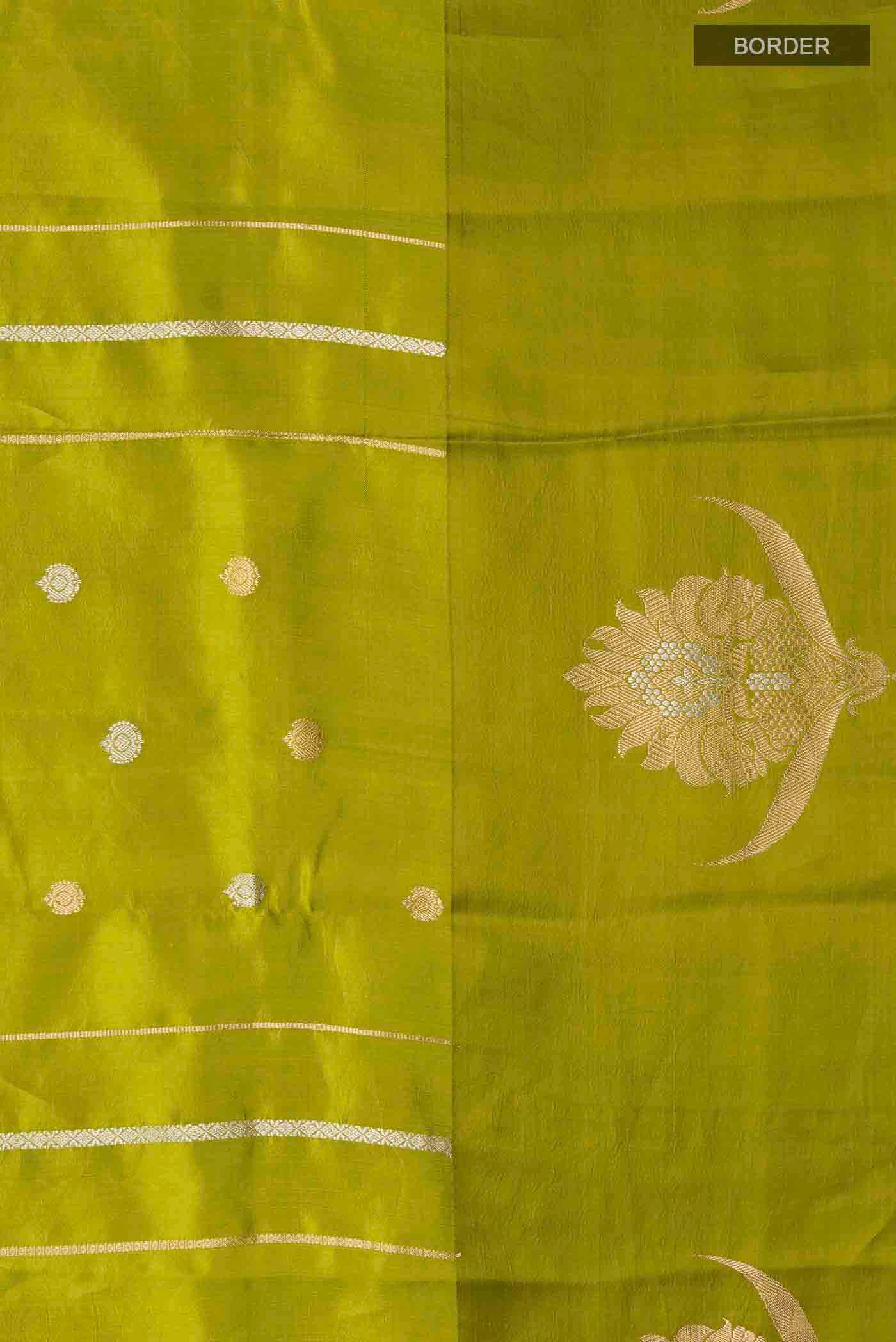 Border image of Green Banarasi Silk Saree with Stripes on the body and Zari Border