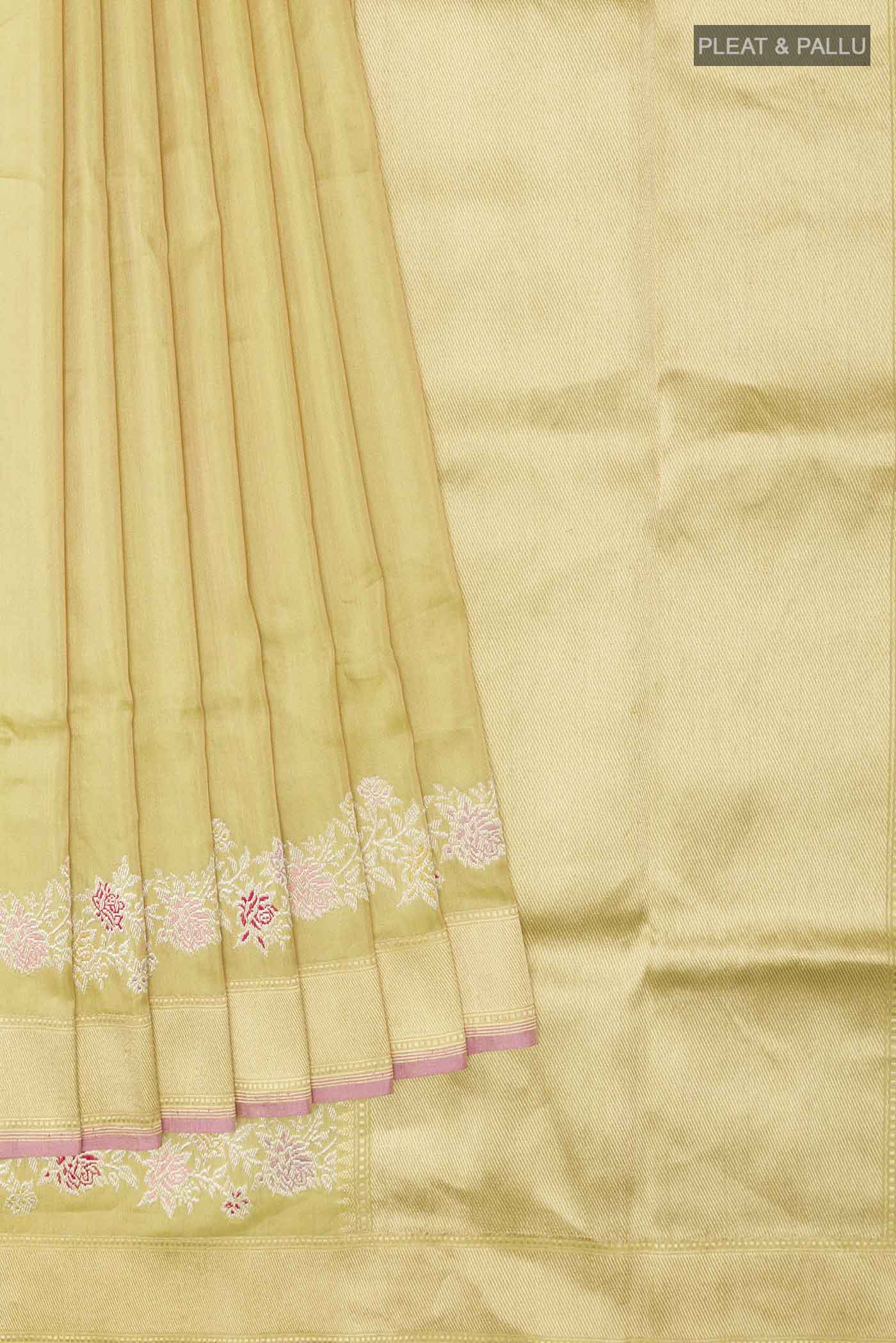 pleats pallu