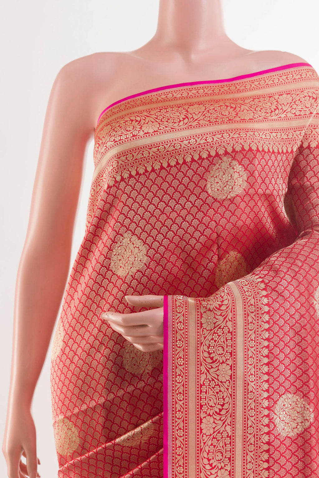 Border image of Red Banarasi Silk Saree with Zari Brocade on the body and Zari Border. 