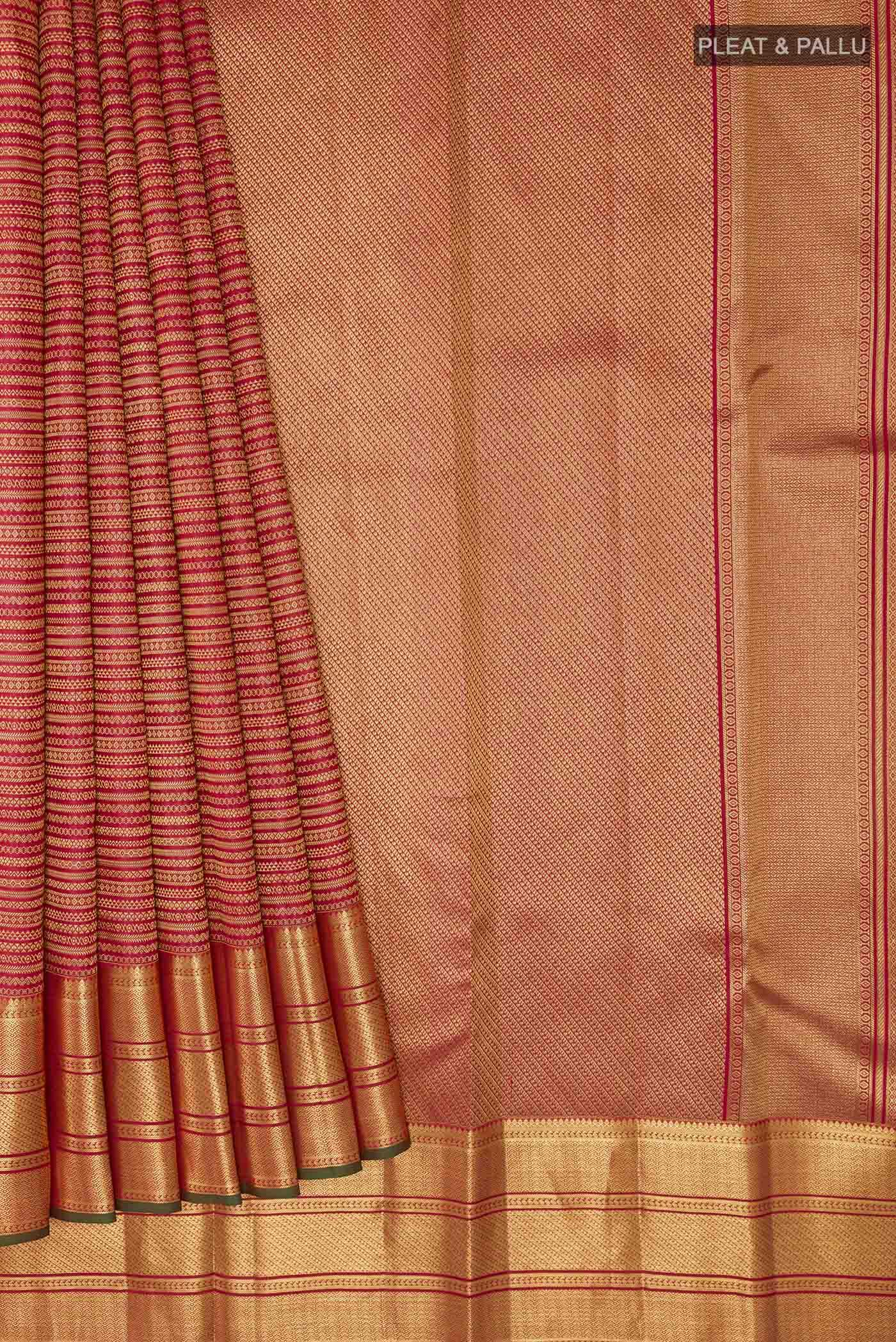 pleats pallu