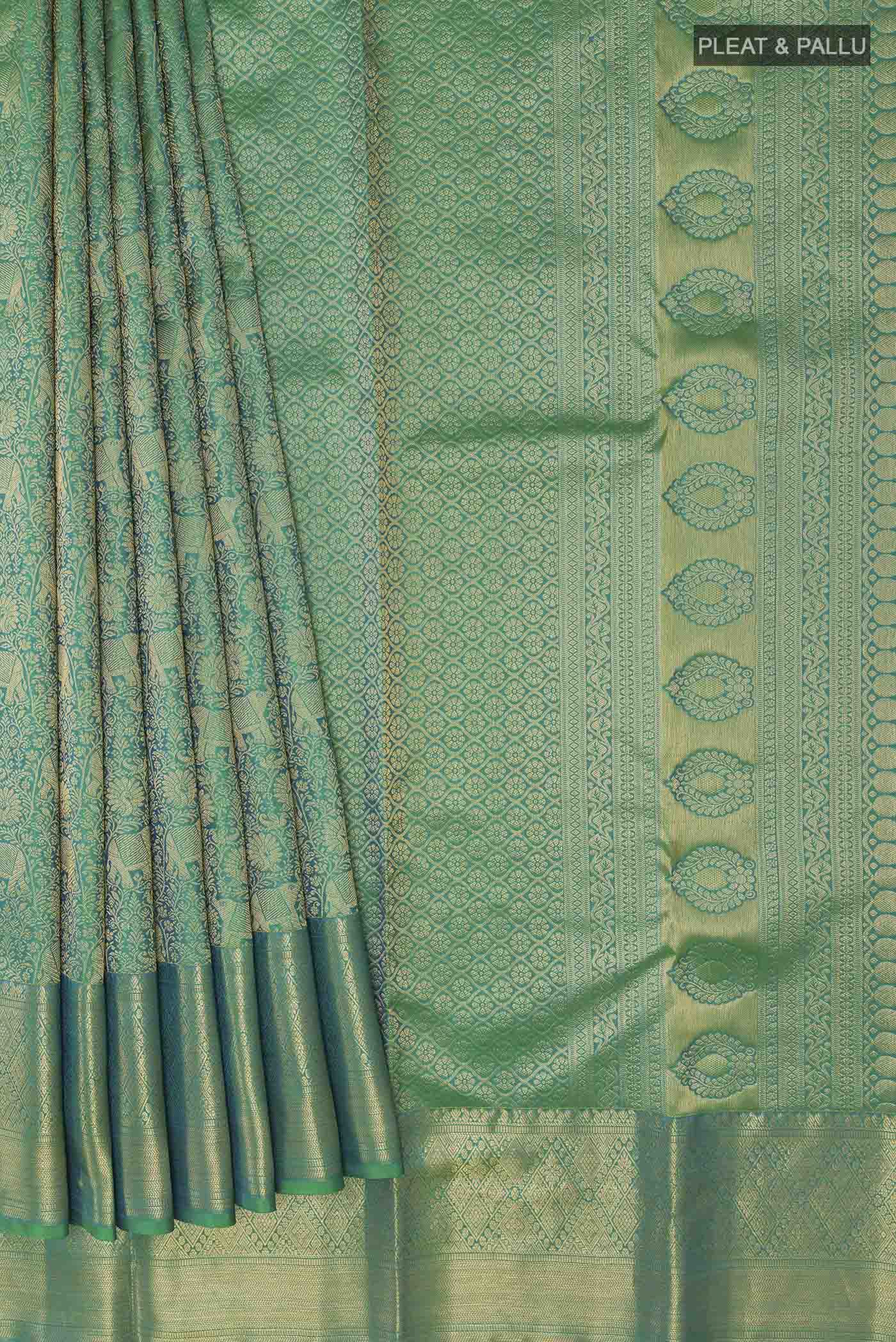 pleats pallu