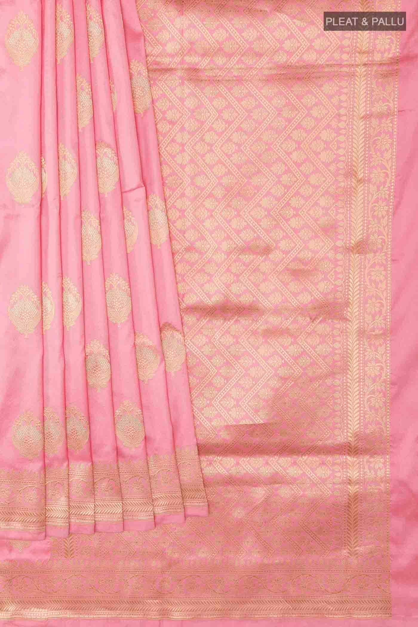 pleats pallu