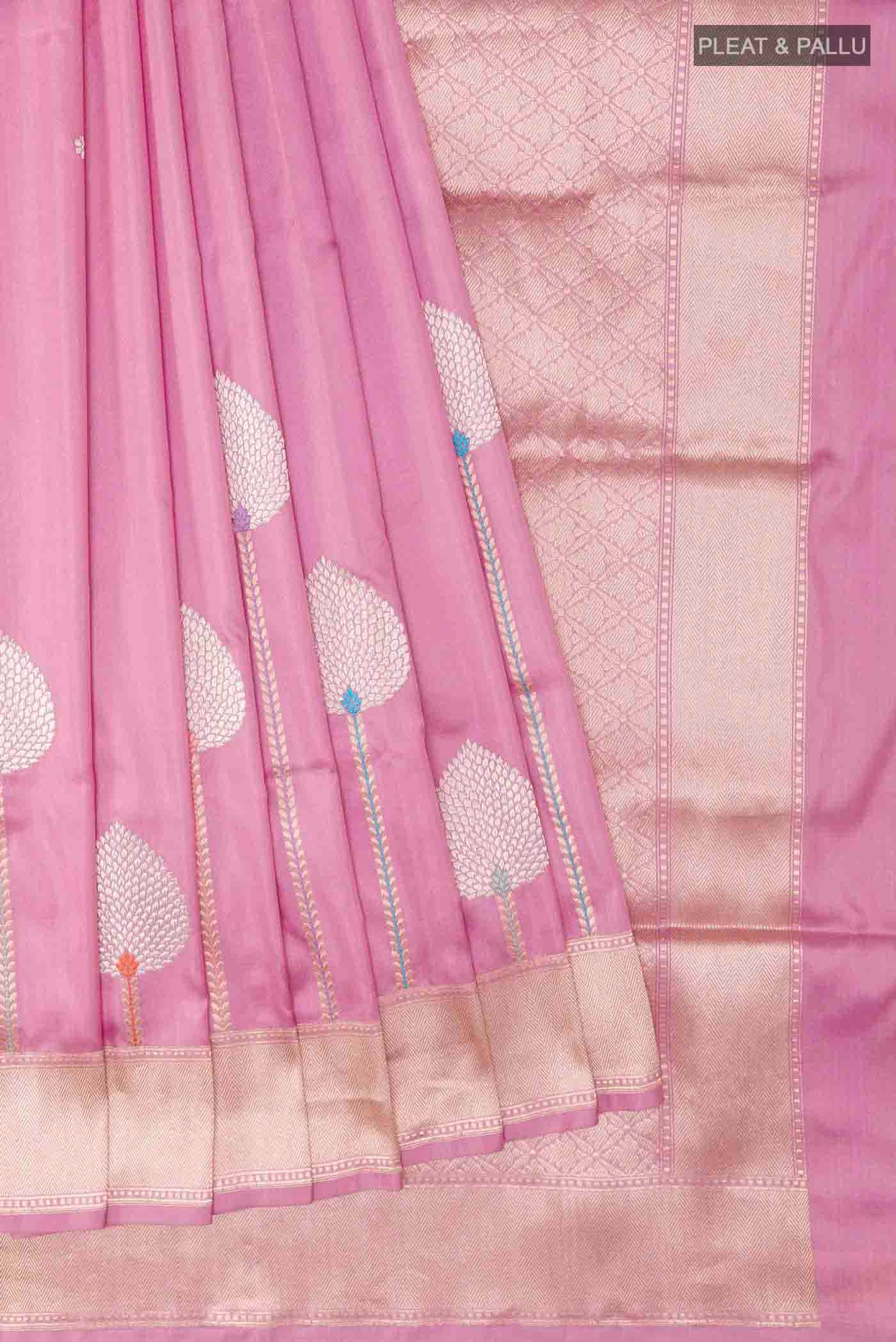pleats pallu