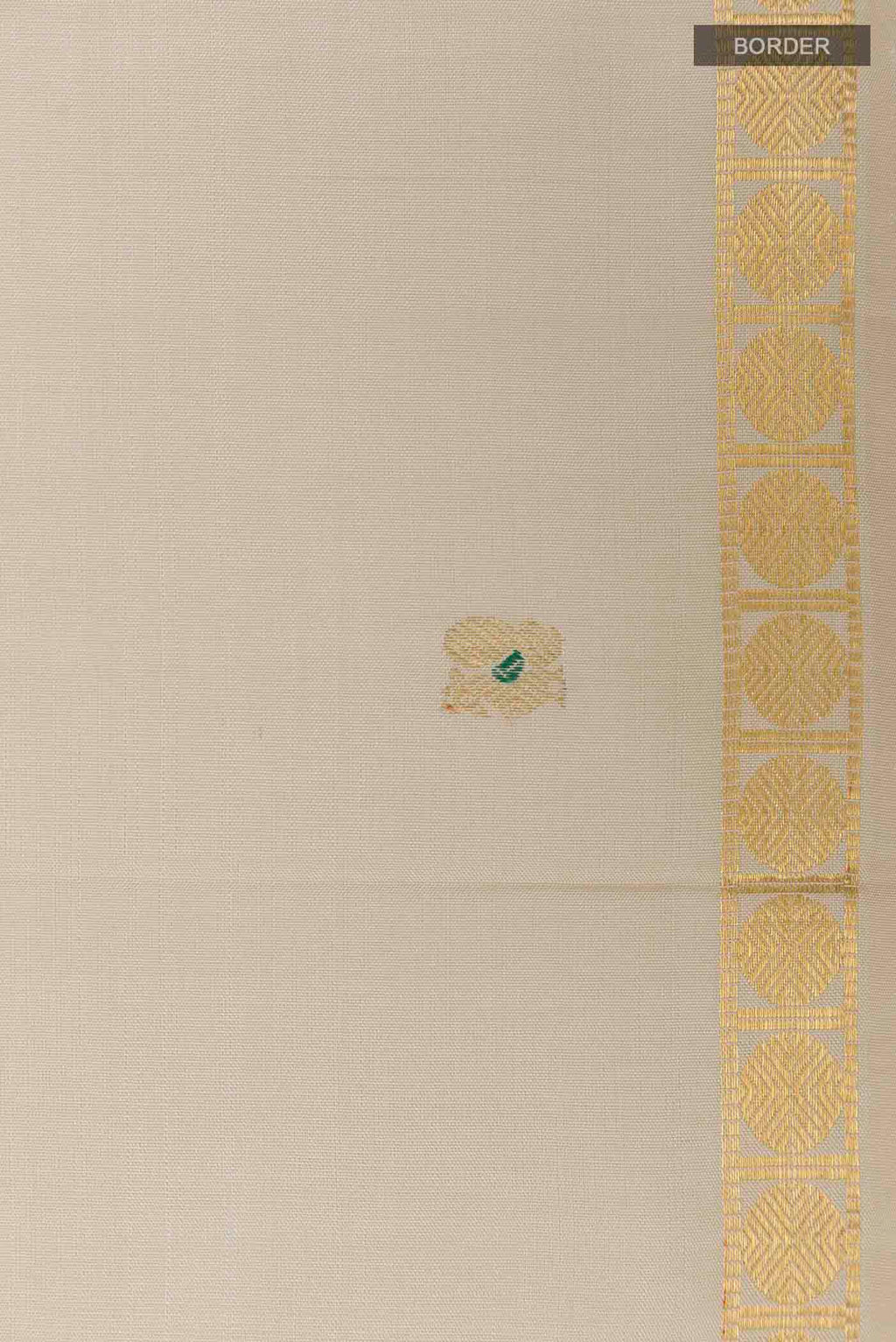 Border image of Off White Kanchipuram Silk Saree with Zari Butta on the body and Zari Border