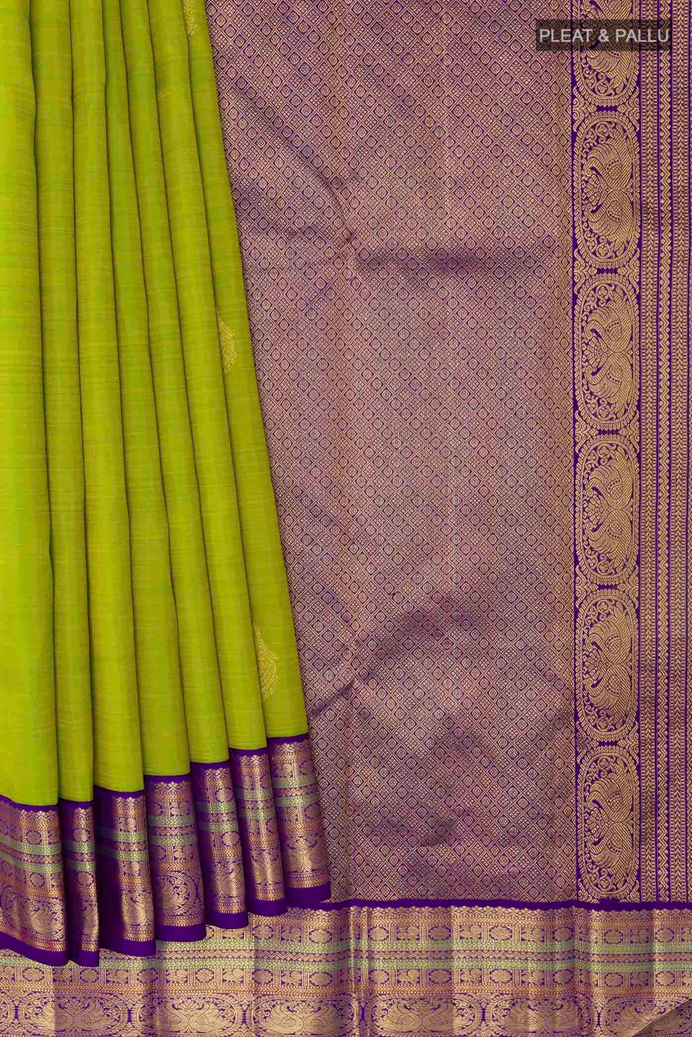 pleats pallu