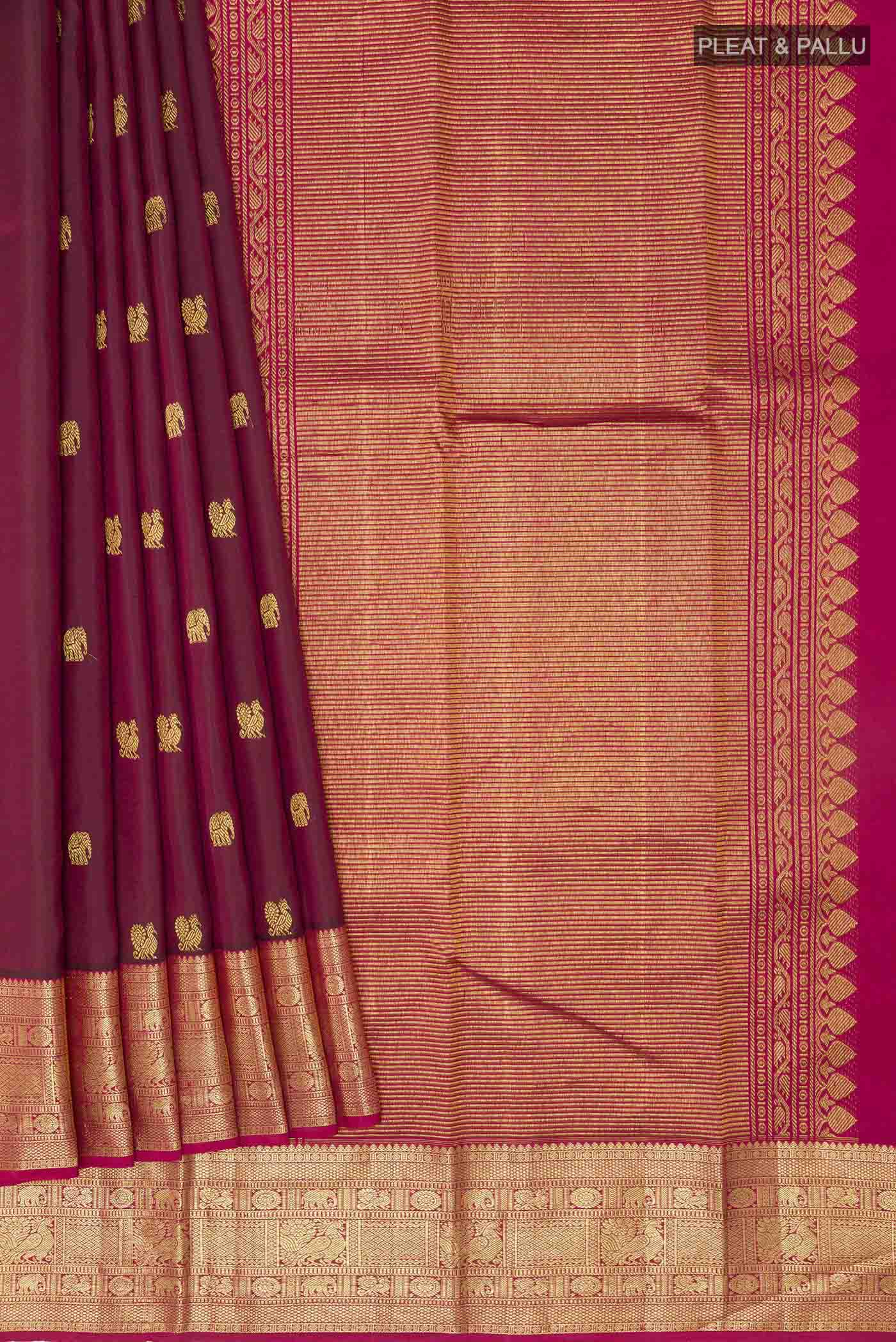 pleats pallu