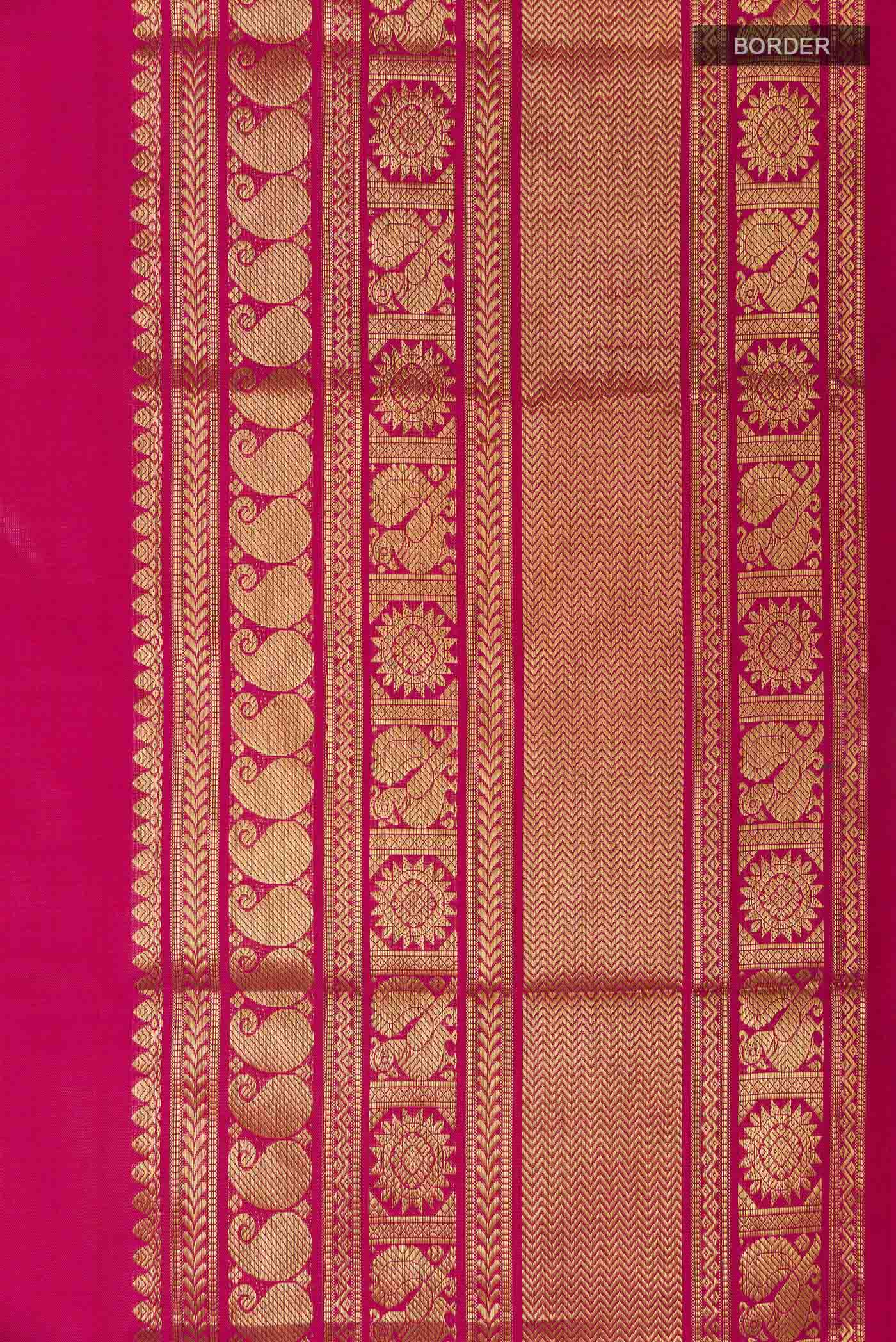 Border image of Pure Silk Pure Zari Pink Dual Tone Kanchipuram Saree with Zari Butta on the body and Zari Border