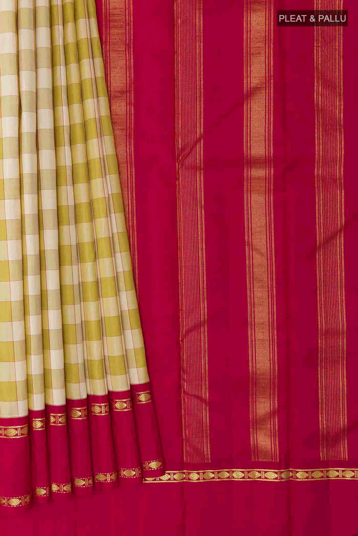 pleats pallu