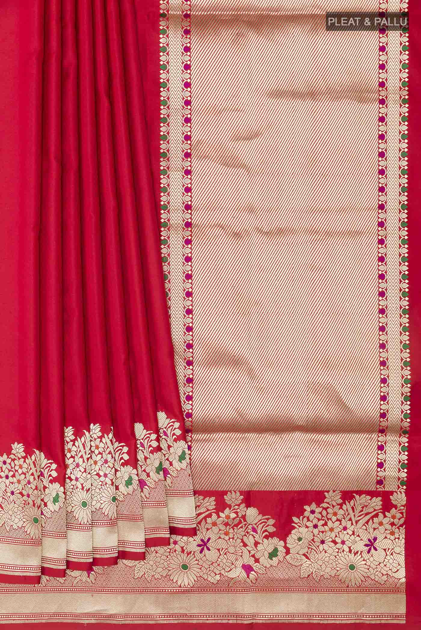 Pleats and pallu of Red Banarasi Silk Saree with Plain Body and Zari Border