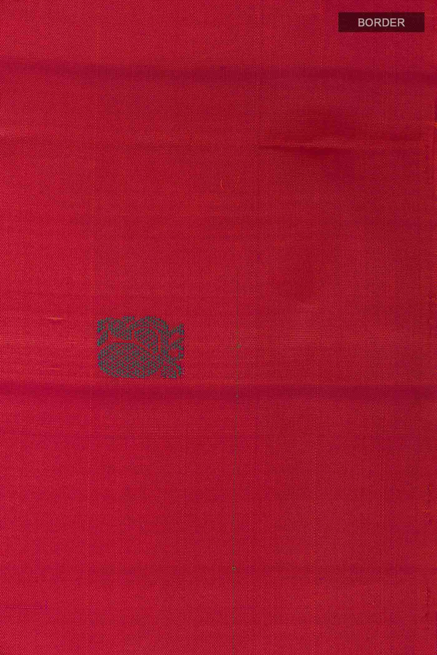 Border image of Pink Kanchipuram Silk Saree with Thread Butta on the body and Without Border