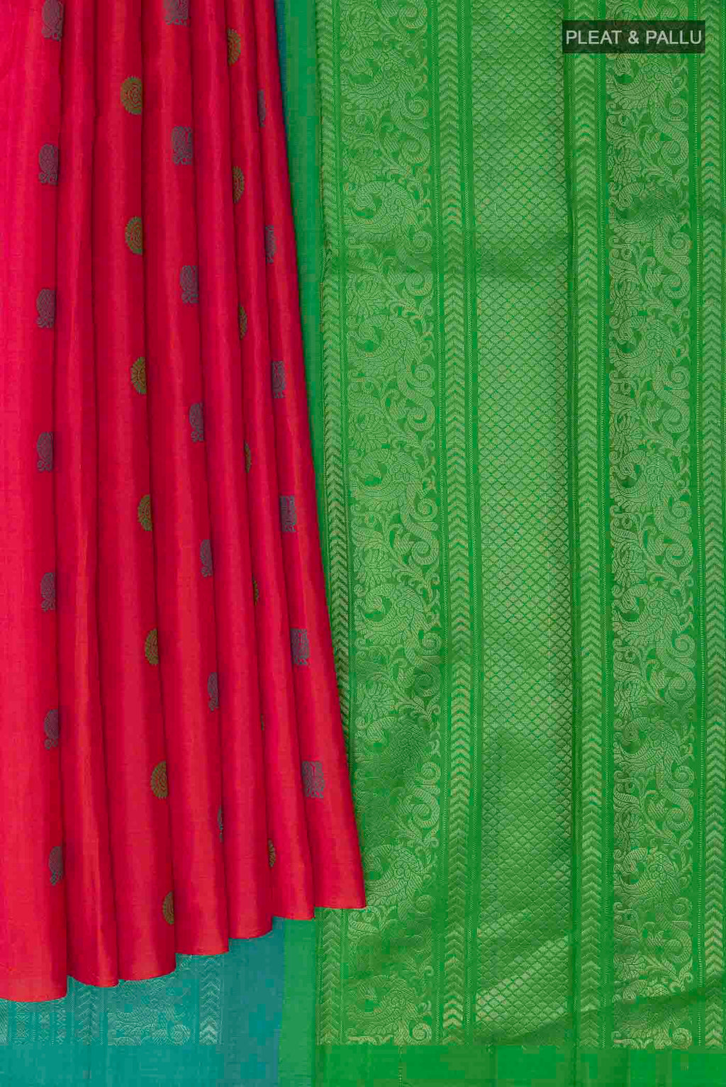 Pleats and pallu of Pink Kanchipuram Silk Saree with Thread Butta on the body and Without Border