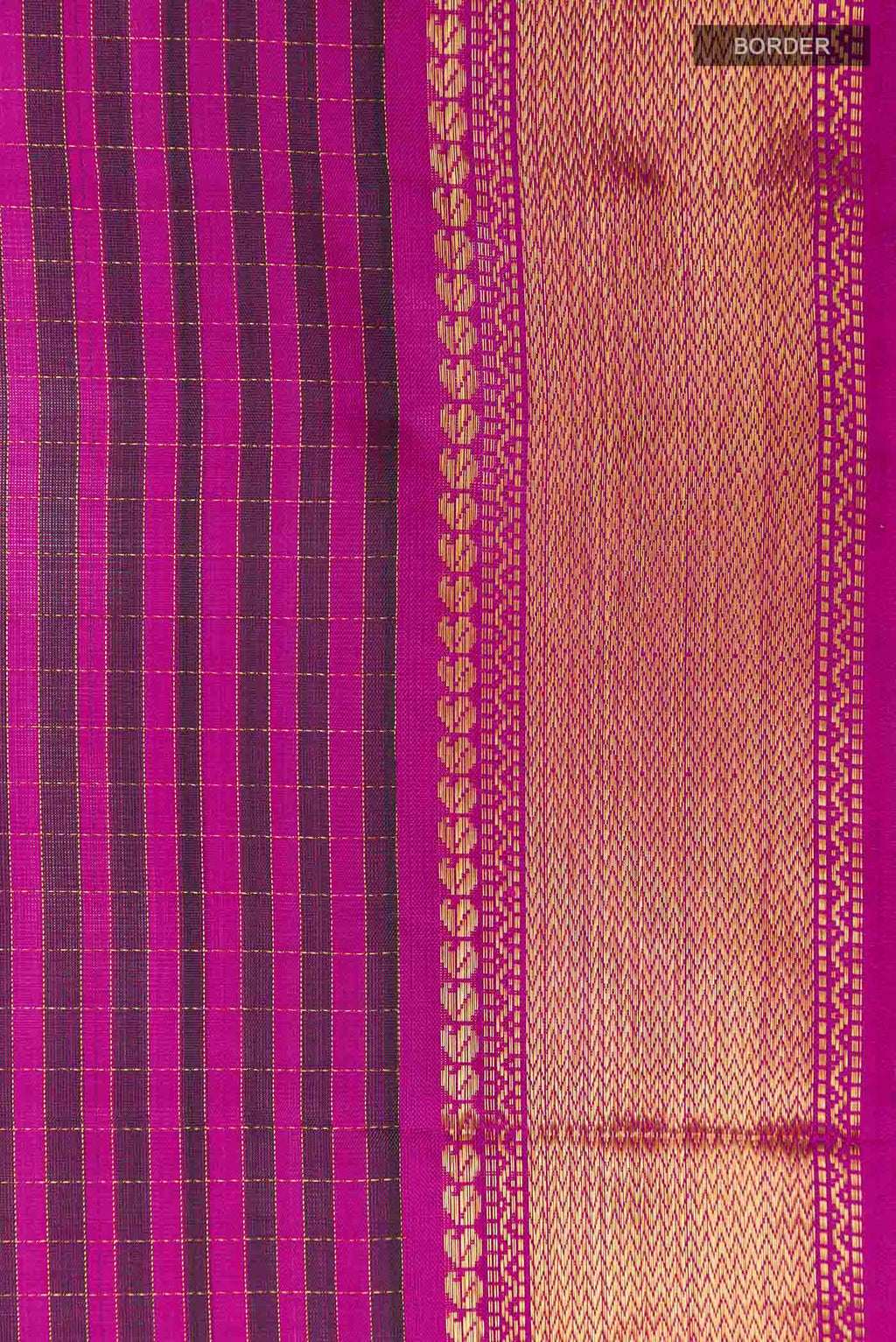 Border image of Dark Pink Kanchipuram Silk Saree with Checked design on the body and Plain Border