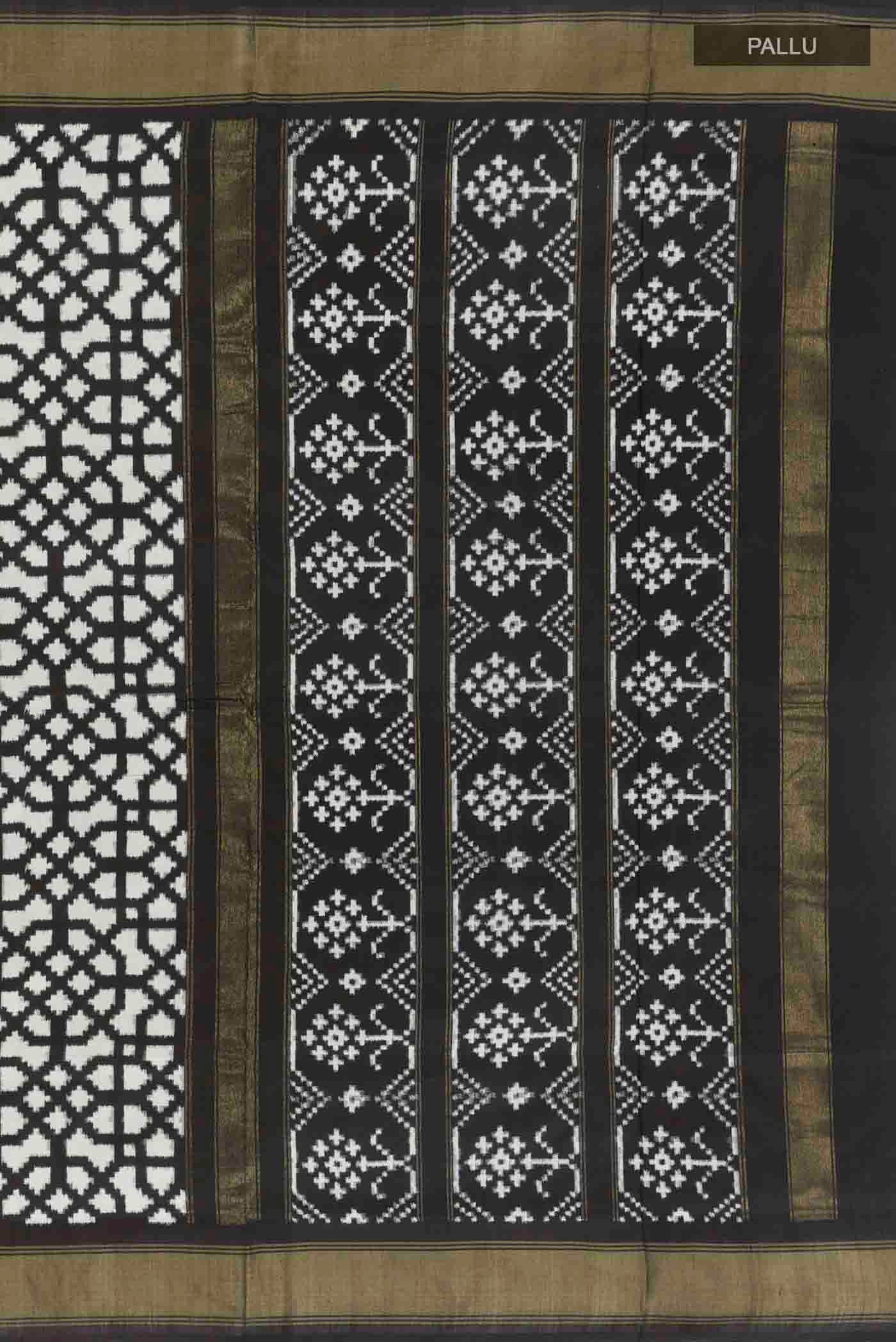 Close up image of the pallu of Off White Pochampally Silk Saree with Pure Ikat on the body and Zari Border