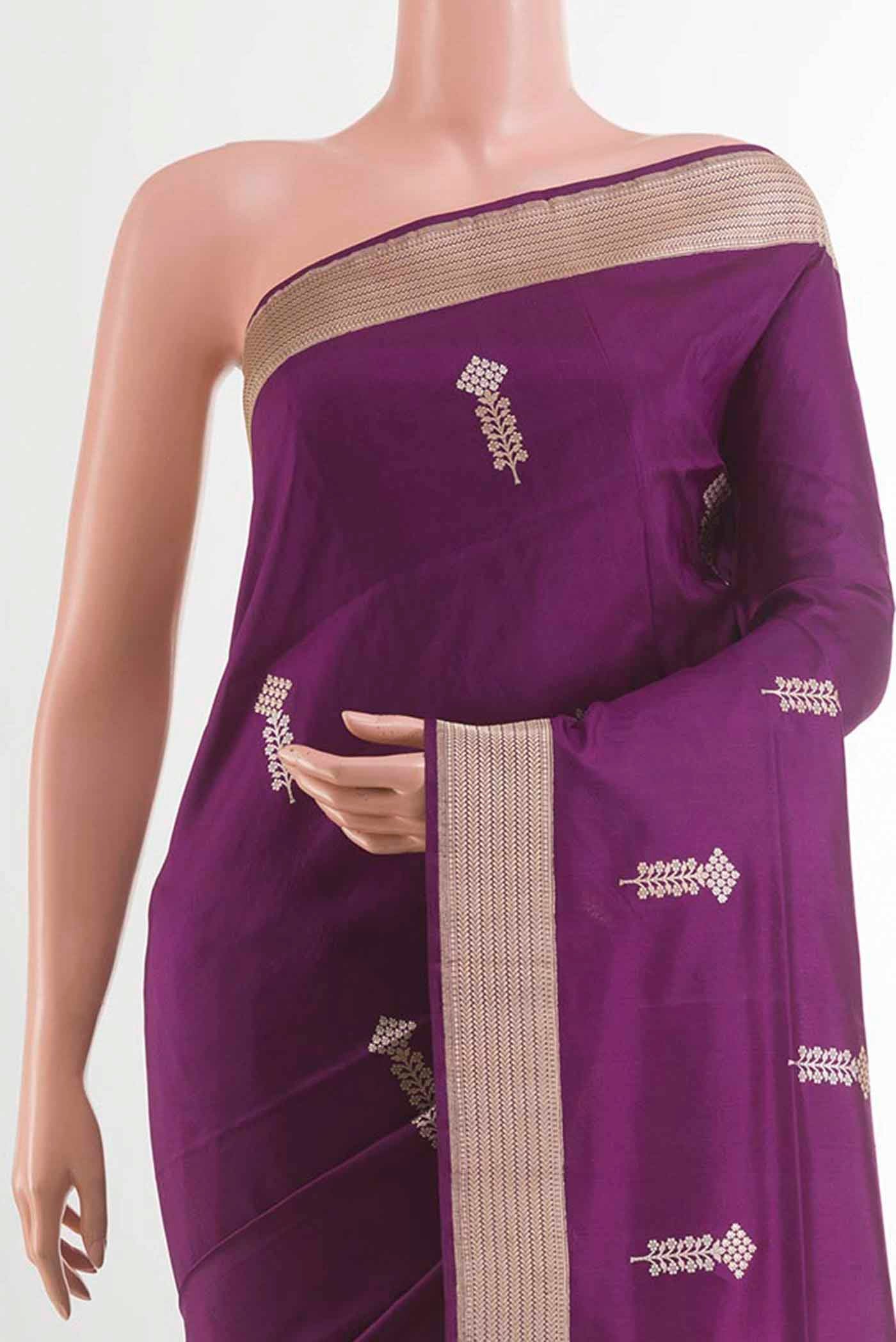 Border image of Purple Banarasi Silk Saree with Zari Butta on the body and Zari Border