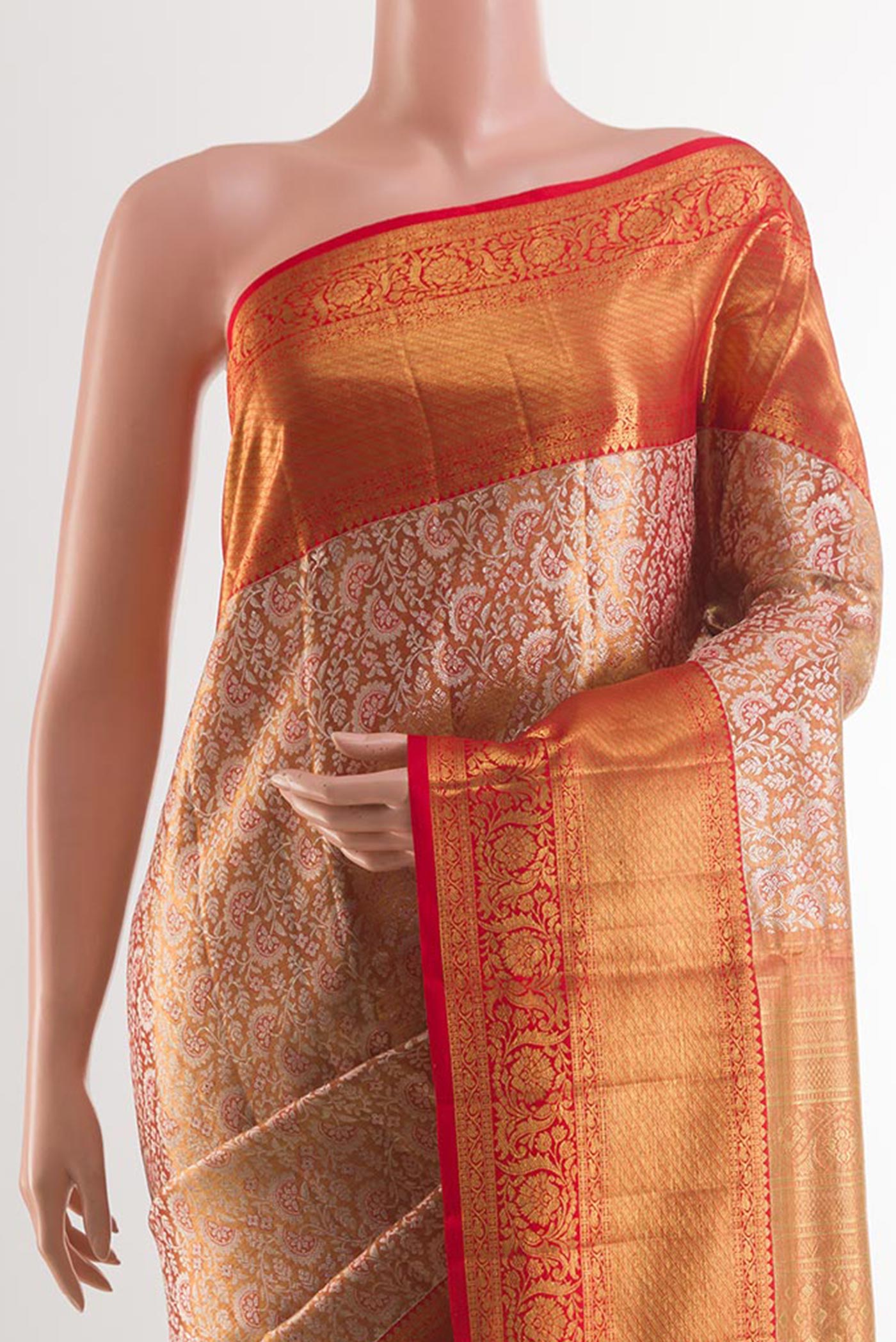 Border image of Rose Gold Kanjivaram Silk Saree with Zari Butta on the body and Zari Border. 