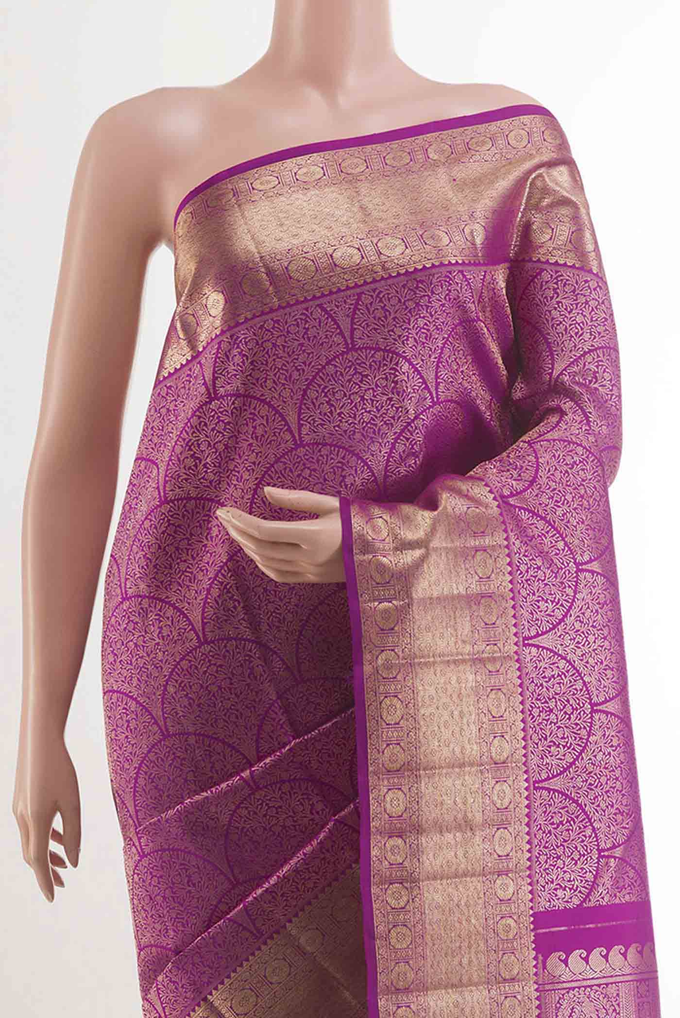 Border image of Purple Kanchipuram Silk Saree with Zari Brocade on the body and Zari Border. 