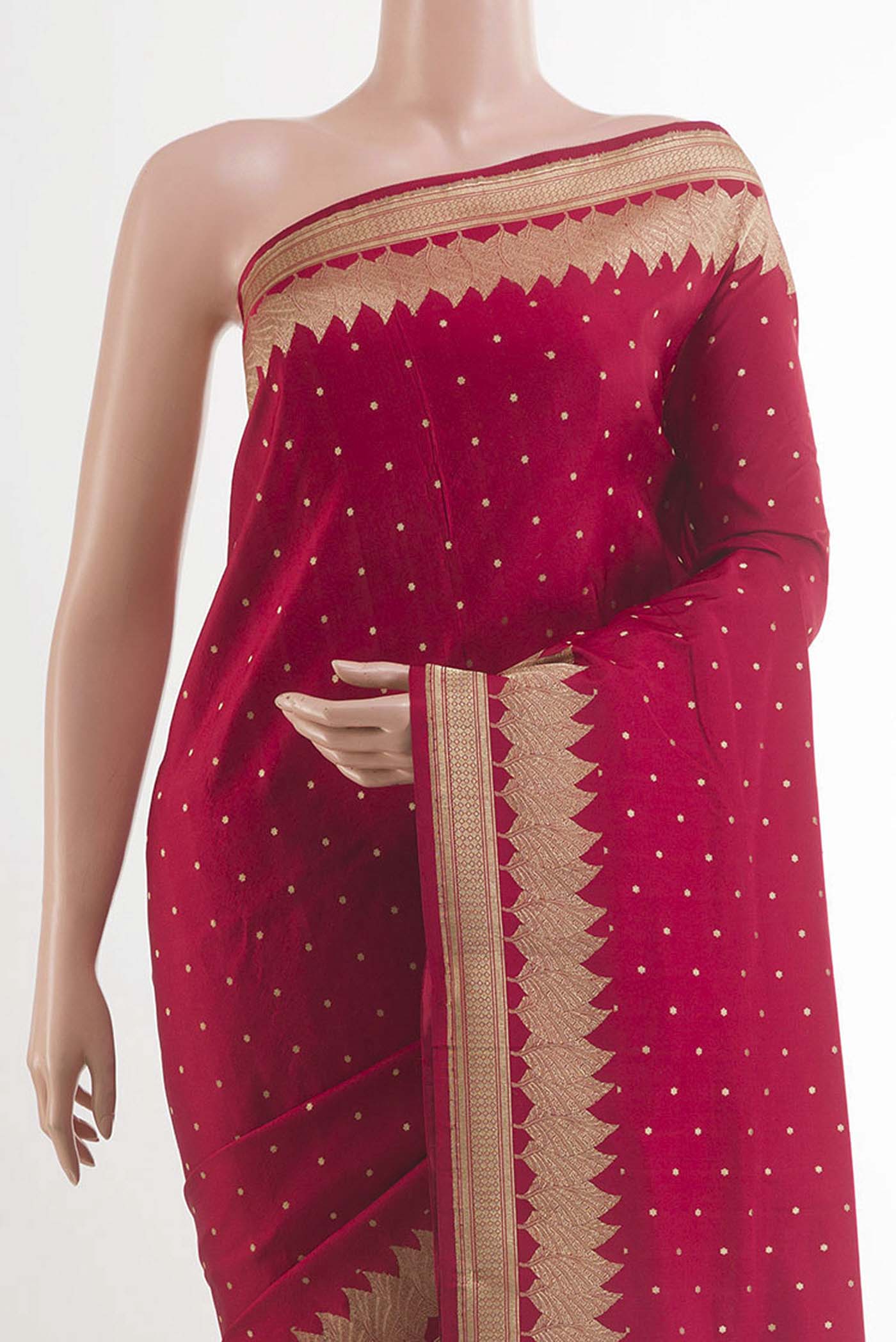 Border image of Pure Silk Pure Zari Red Banarasi Saree with Zari Butta on the body and Zari Border. 